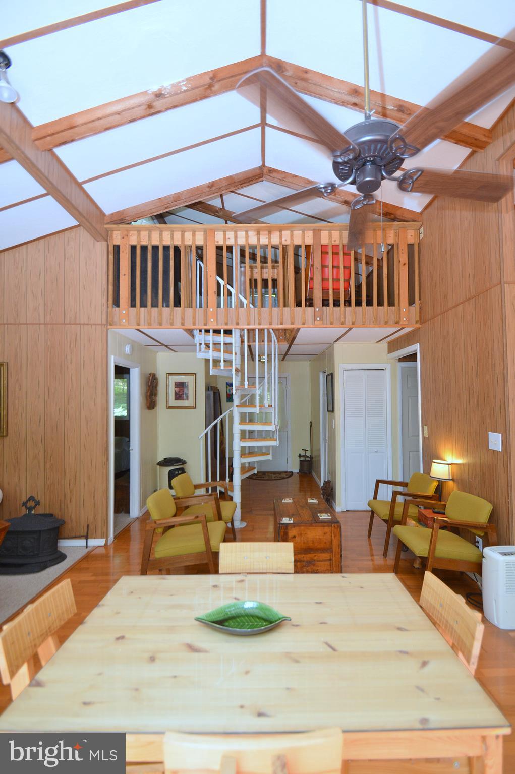 COOLFONT MOUNTAINSIDE - Residential