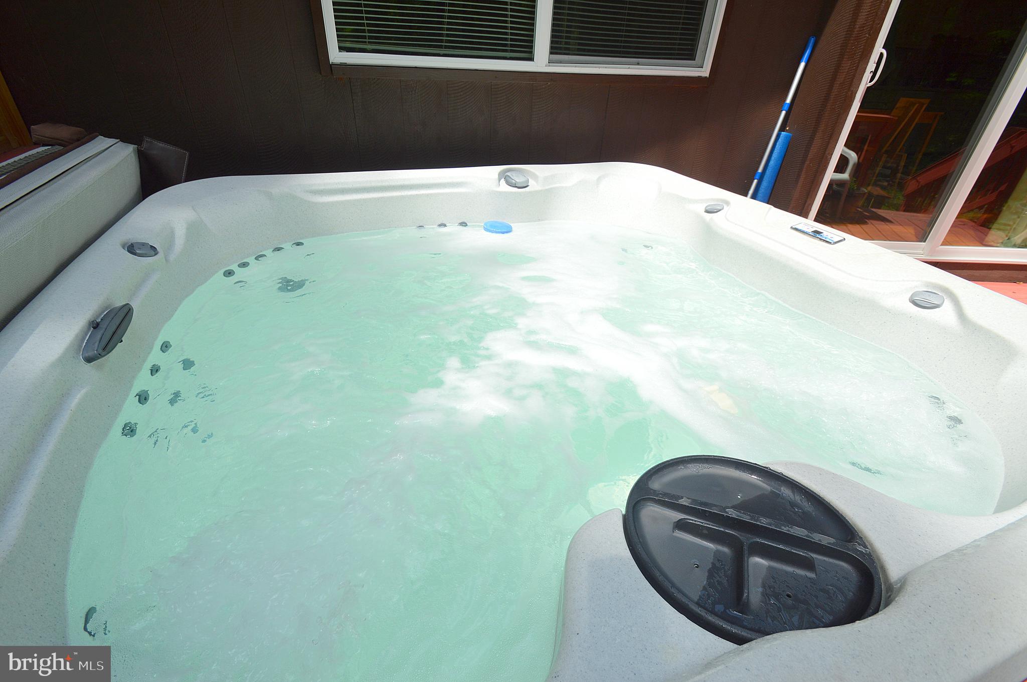 COOLFONT MOUNTAINSIDE - Residential