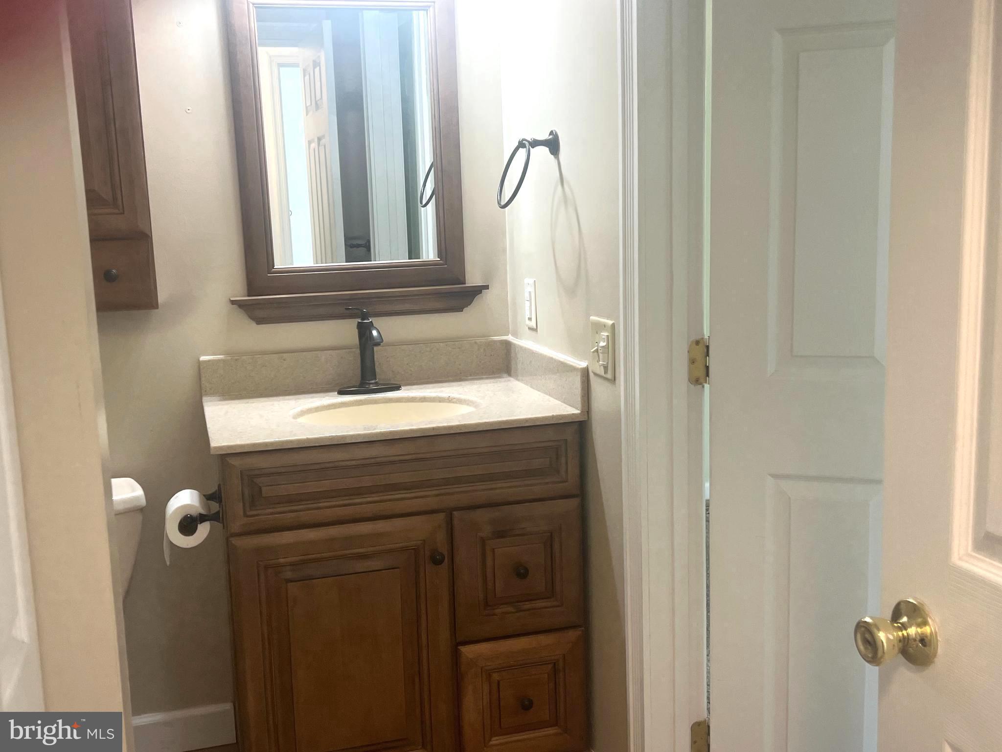 WHISPERING HILLS - Residential