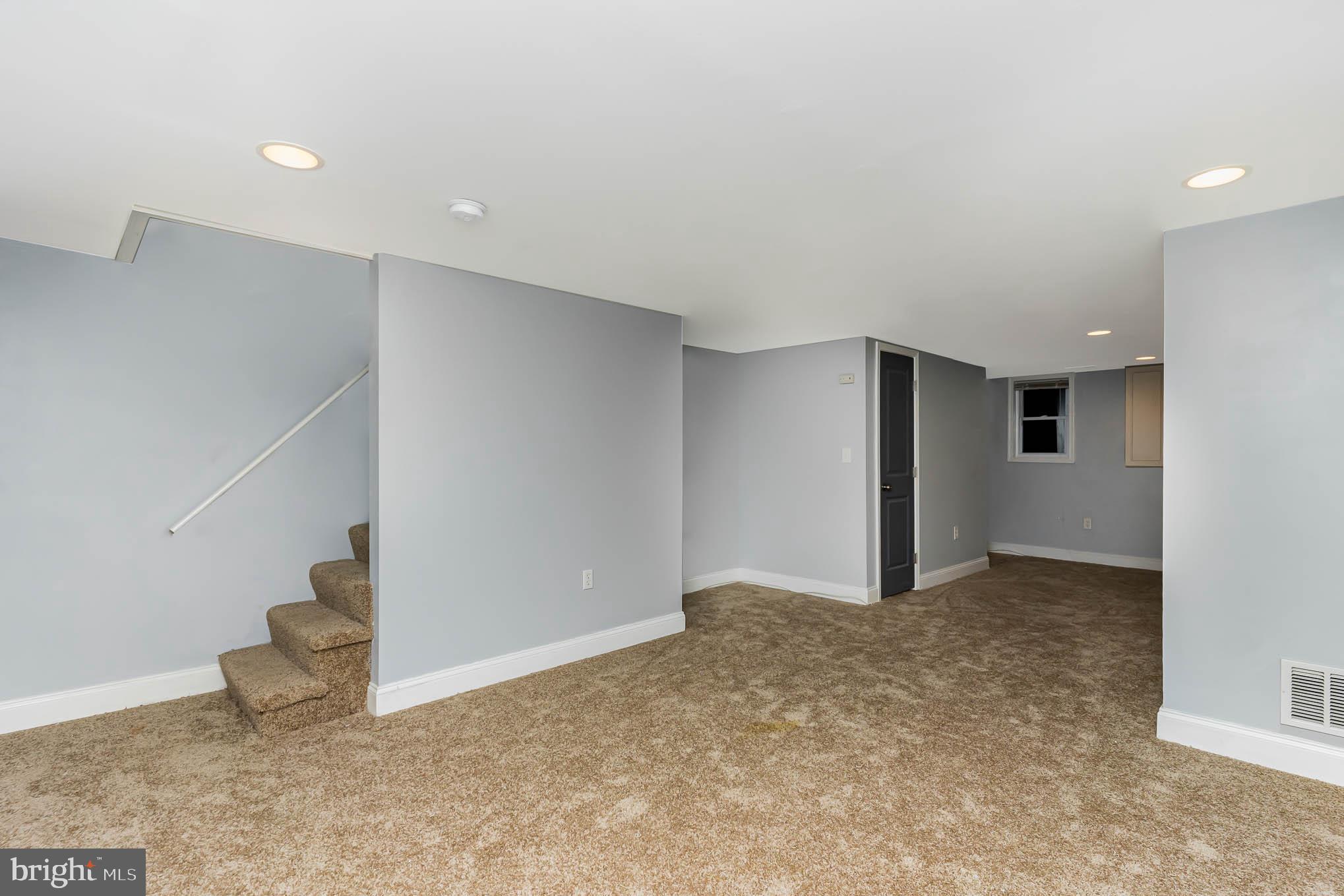 NORTH POINT VILLAGE - Residential