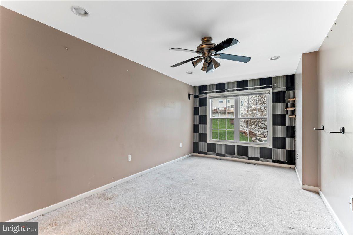 FRENCH CREEK TOWNH - Residential