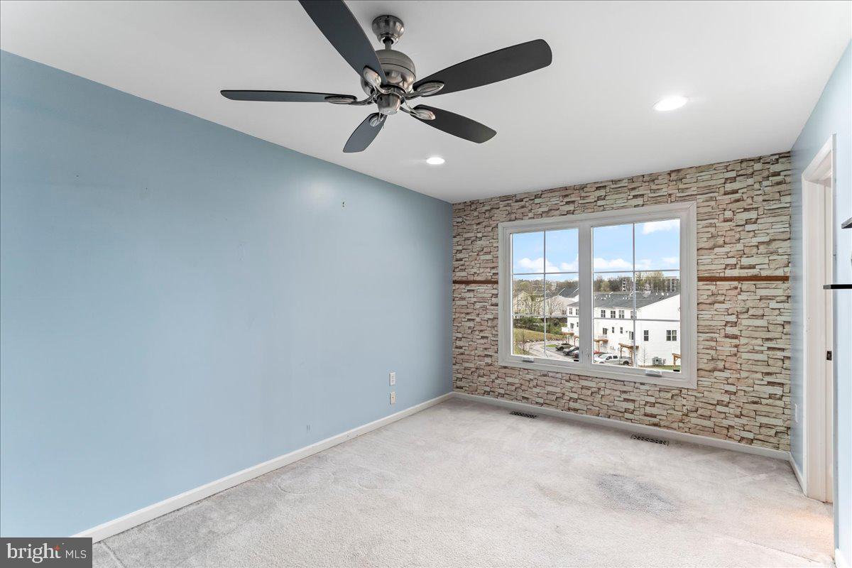 FRENCH CREEK TOWNH - Residential