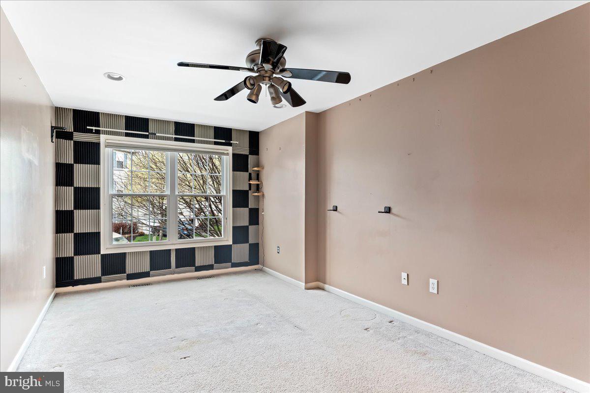 FRENCH CREEK TOWNH - Residential