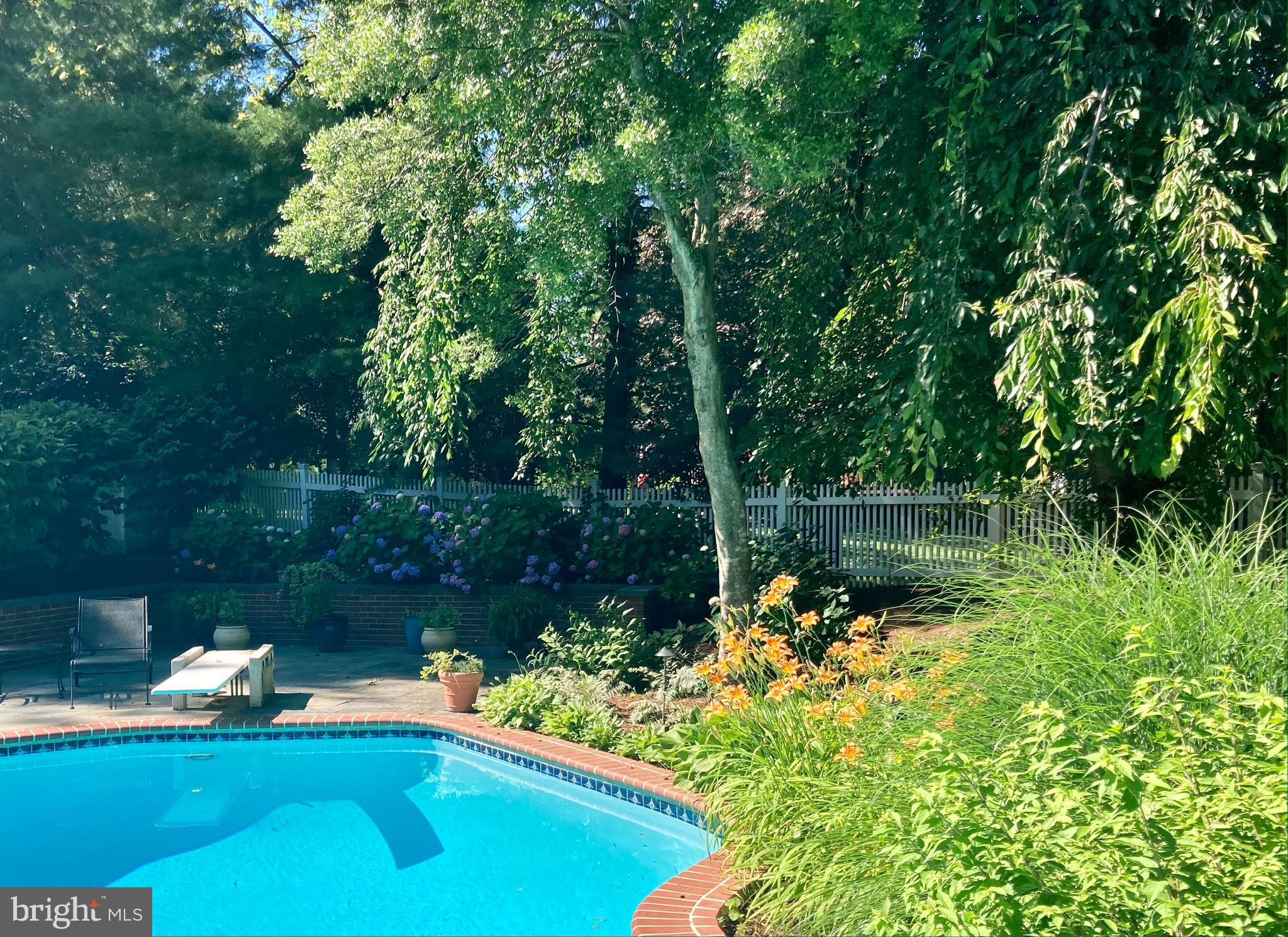 SUGAR MILL MEADOW - Residential