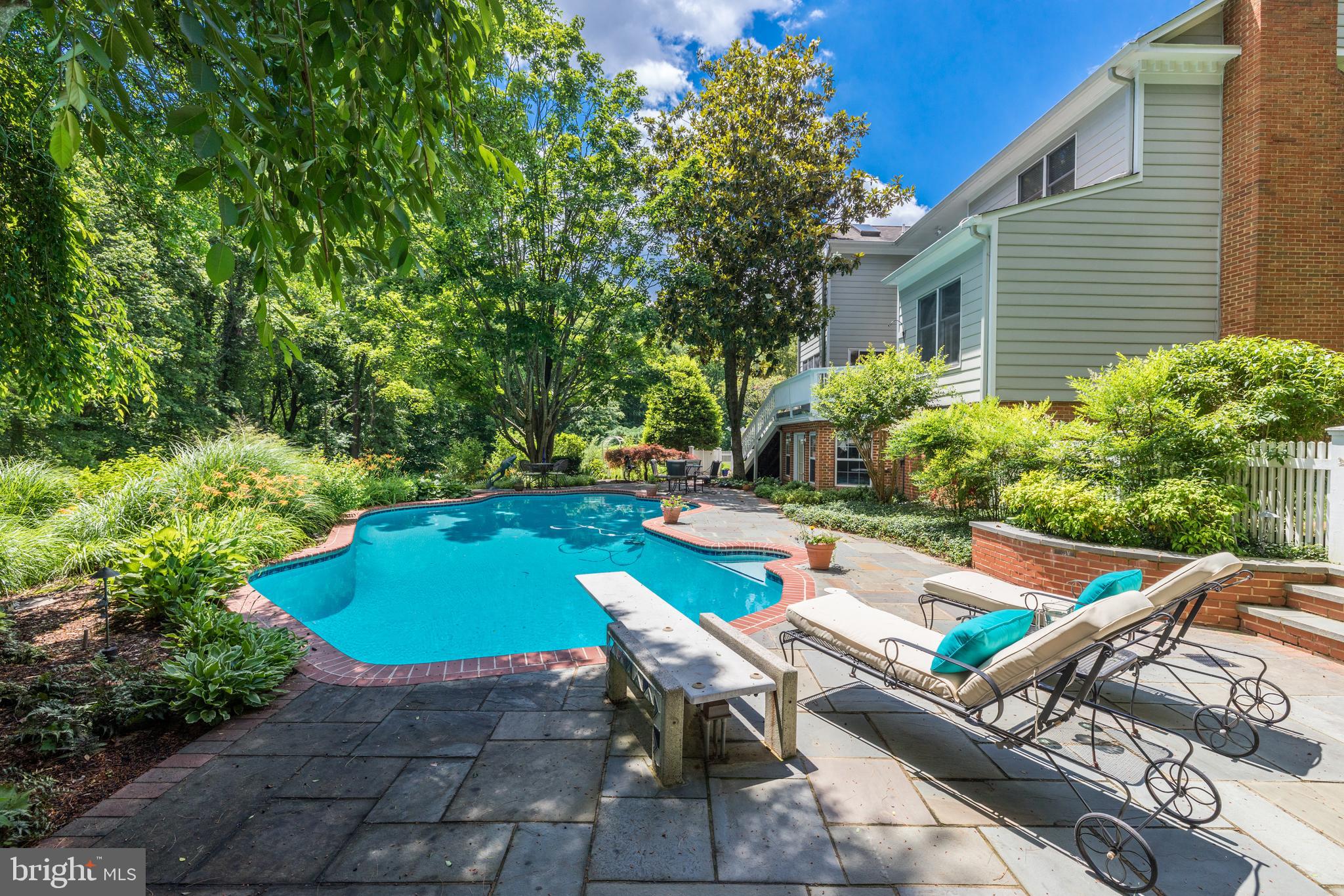 SUGAR MILL MEADOW - Residential