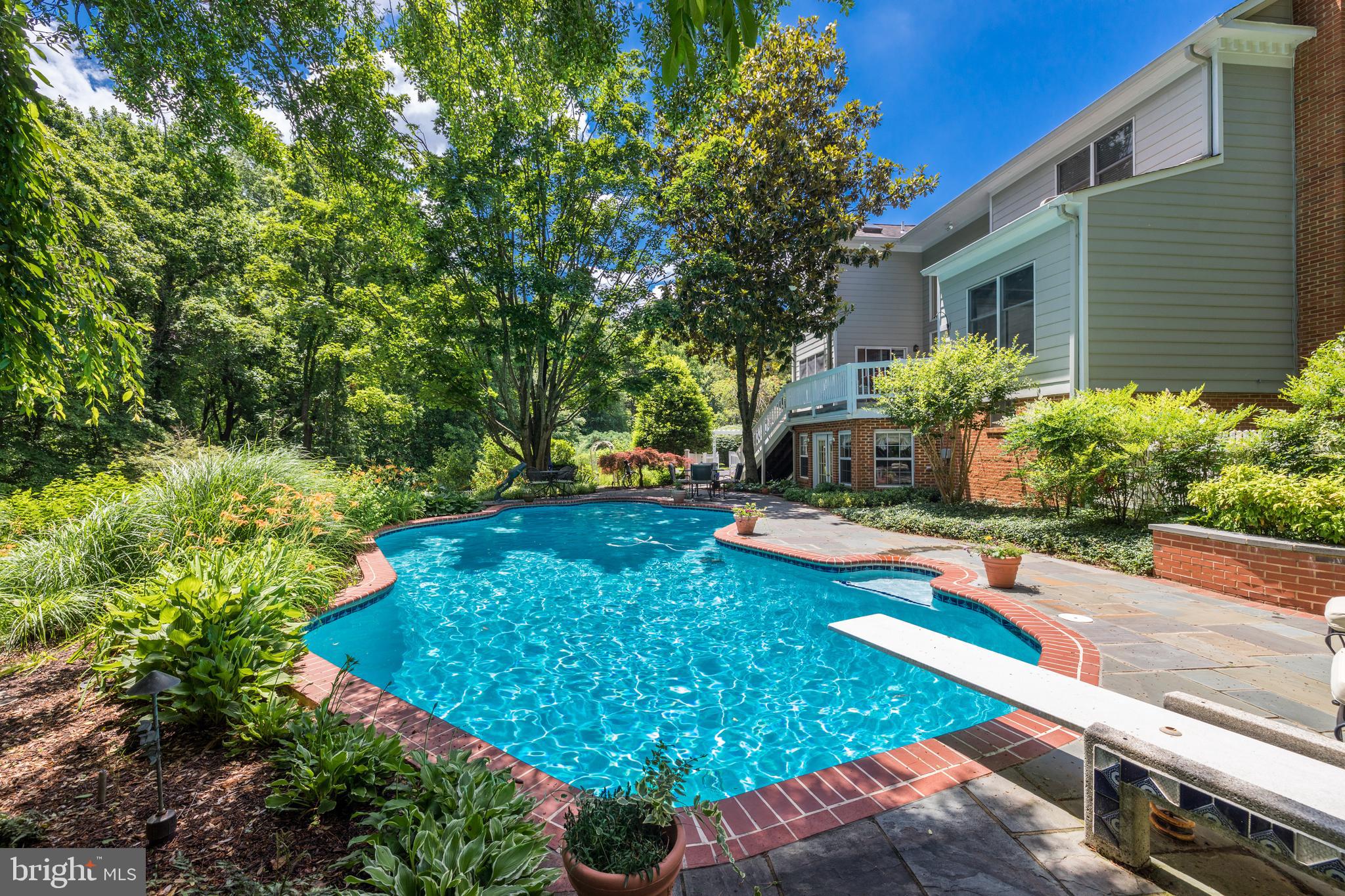 SUGAR MILL MEADOW - Residential