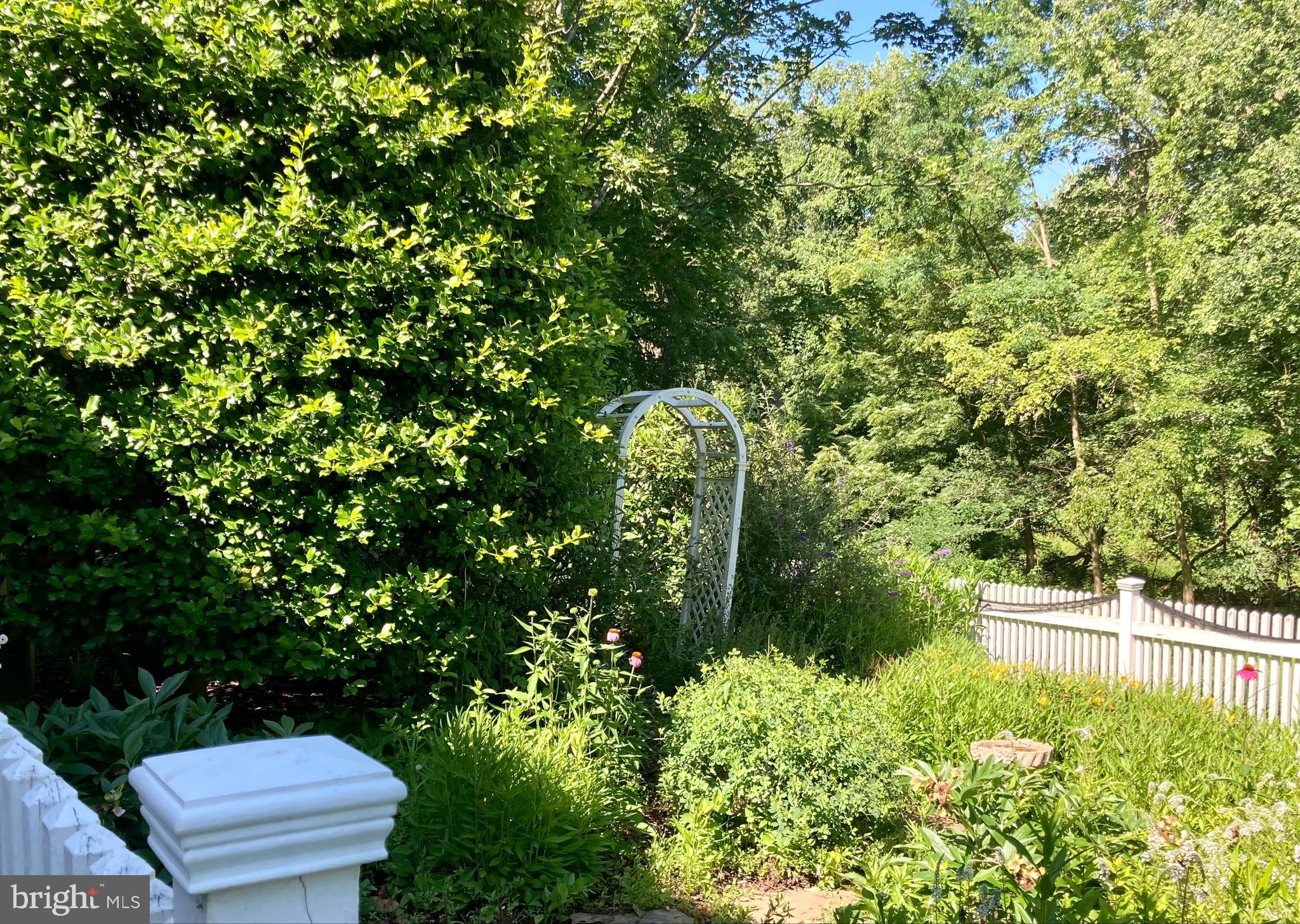 SUGAR MILL MEADOW - Residential