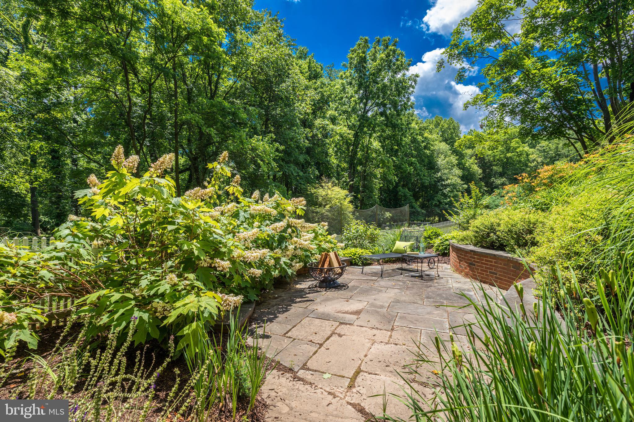 SUGAR MILL MEADOW - Residential