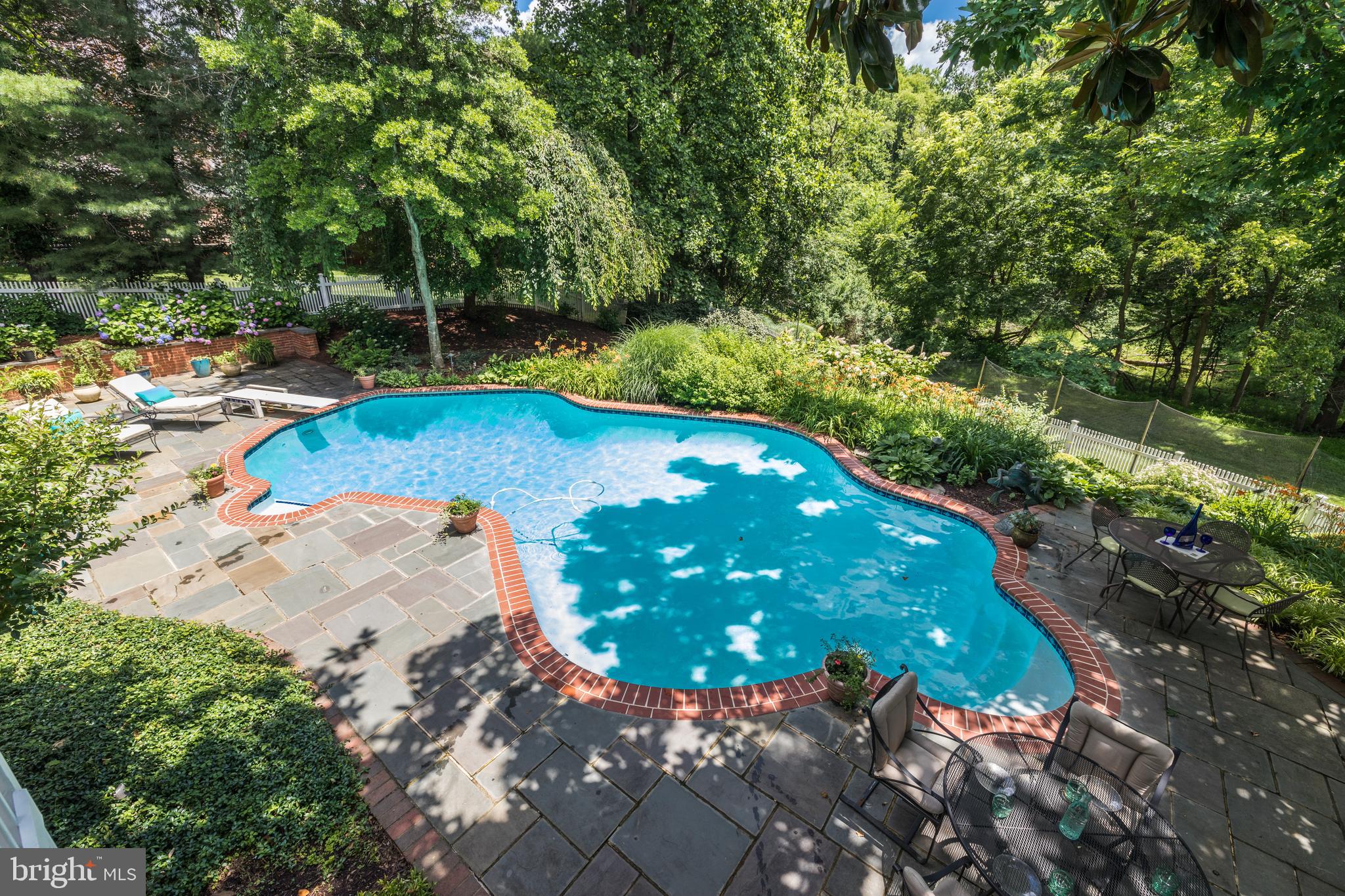 SUGAR MILL MEADOW - Residential