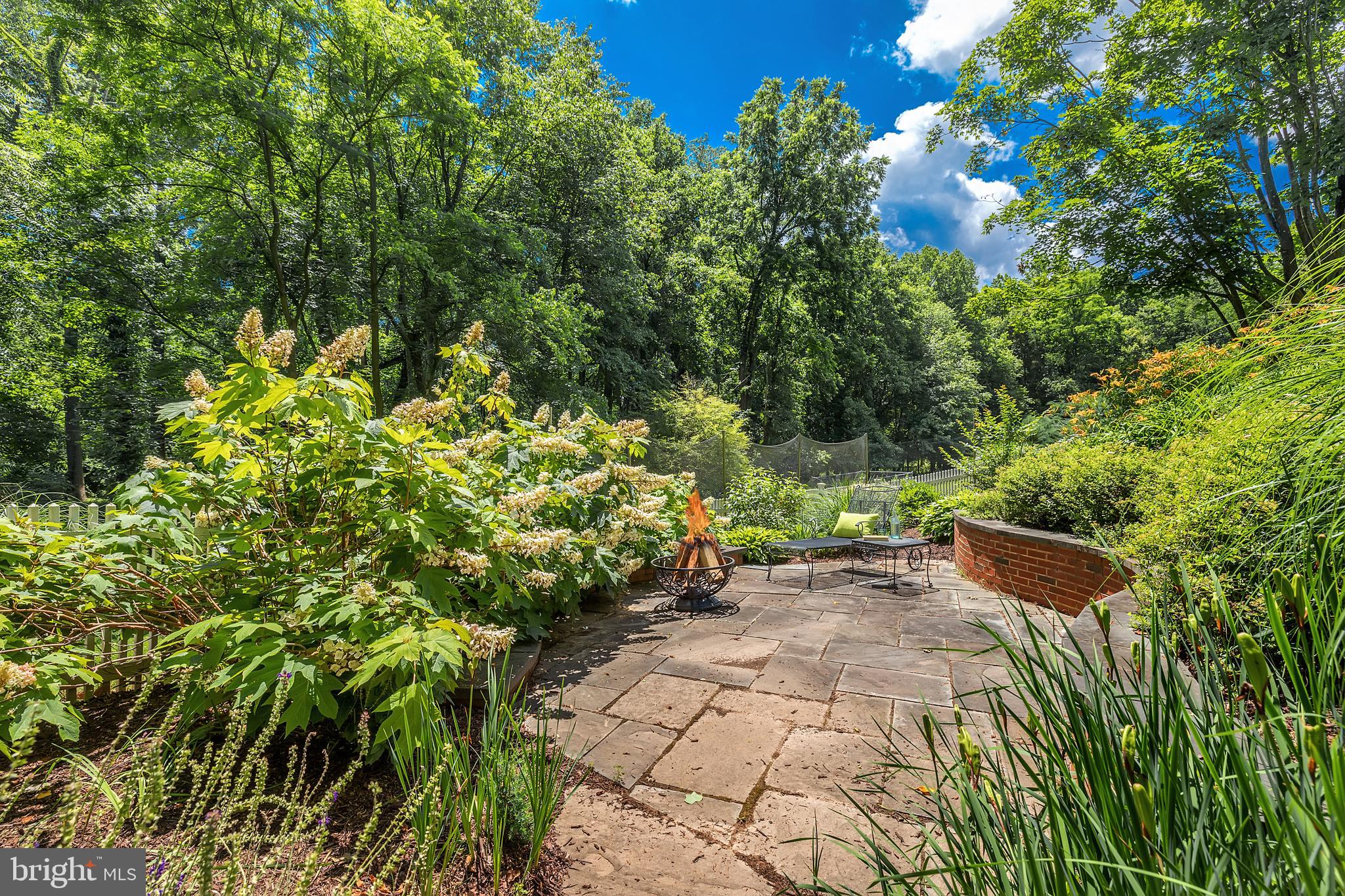 SUGAR MILL MEADOW - Residential