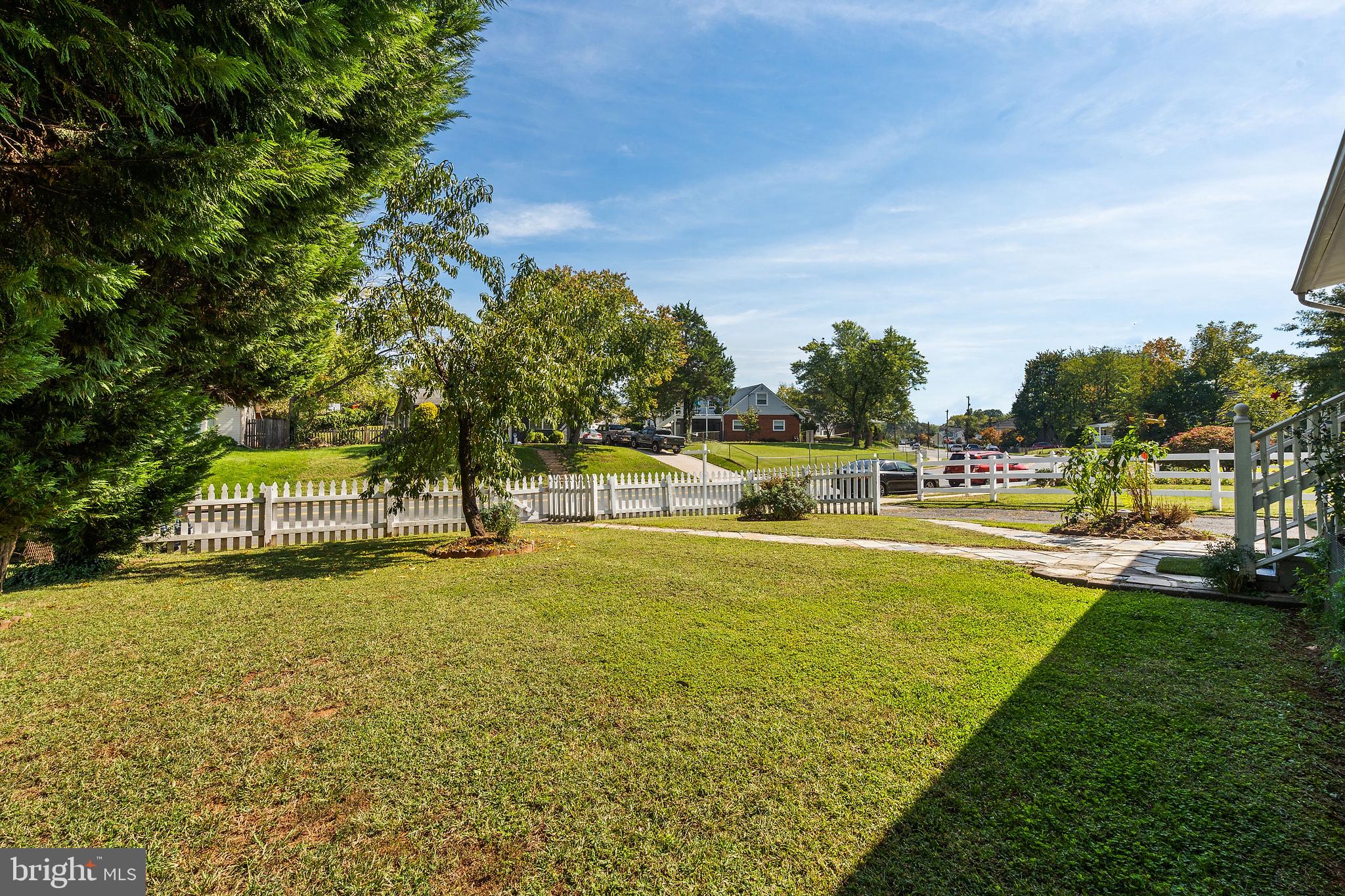 7916 MANASSAS DRIVE