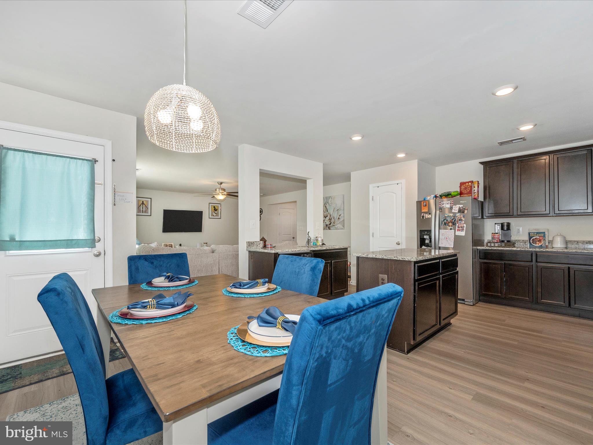 MCGINNIS POINT - Residential