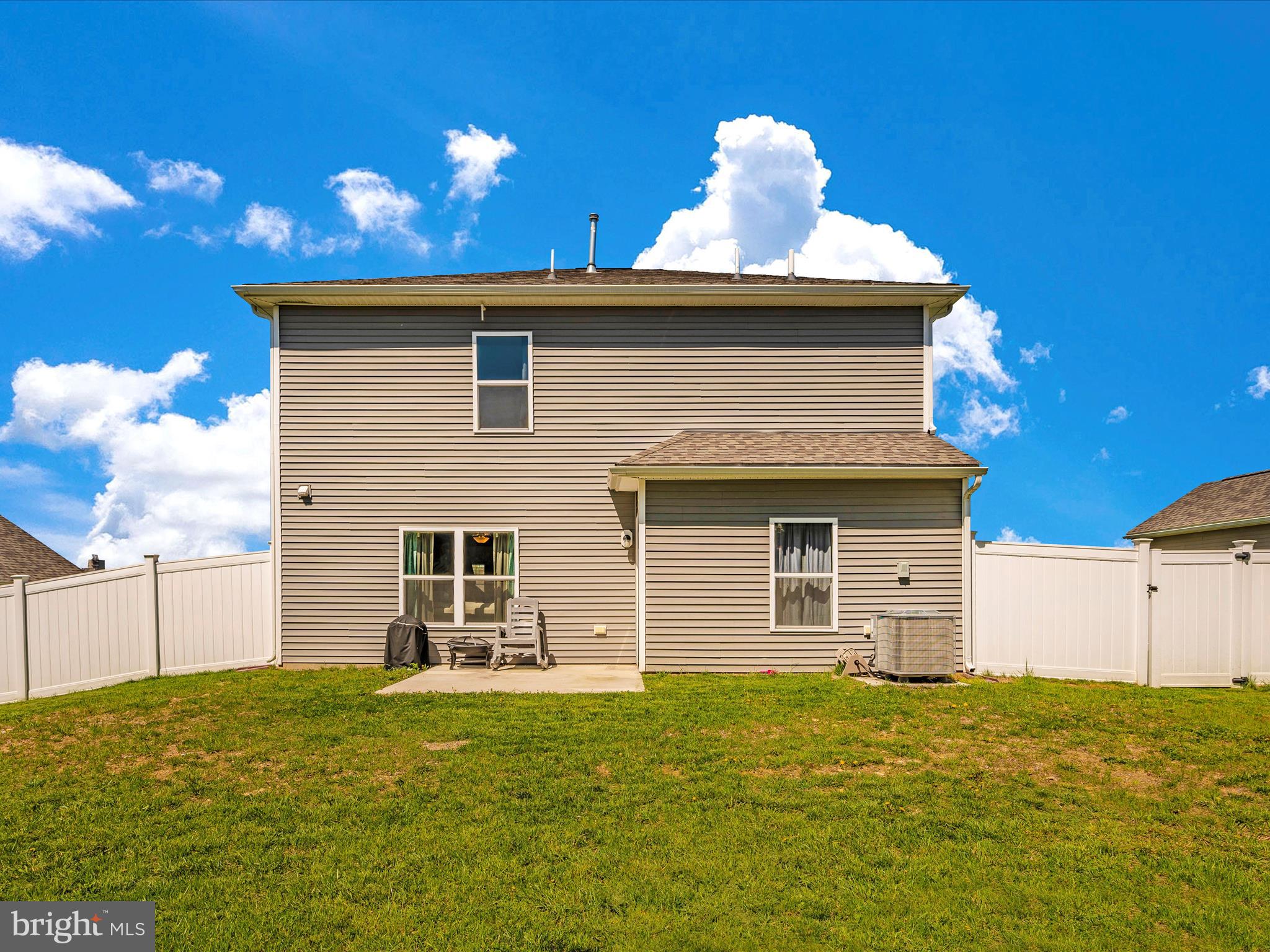 MCGINNIS POINT - Residential