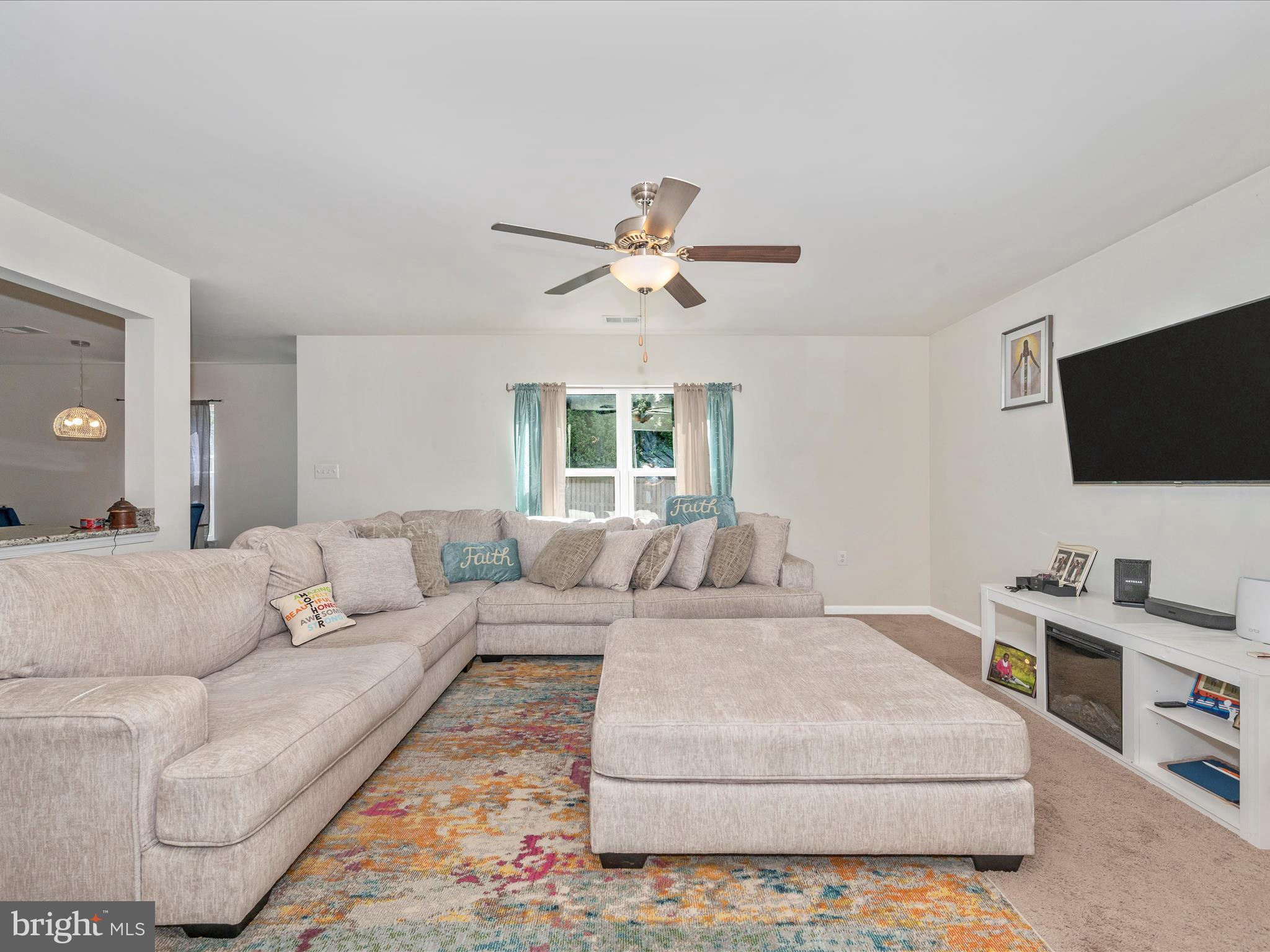 MCGINNIS POINT - Residential