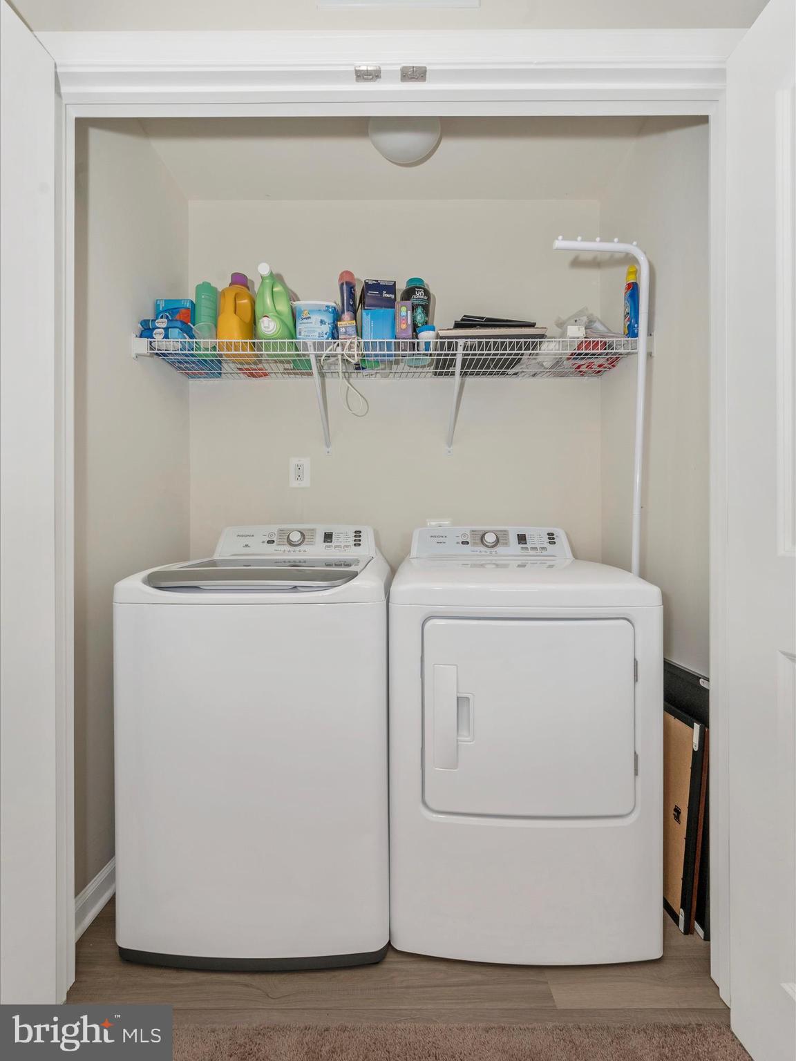 MCGINNIS POINT - Residential