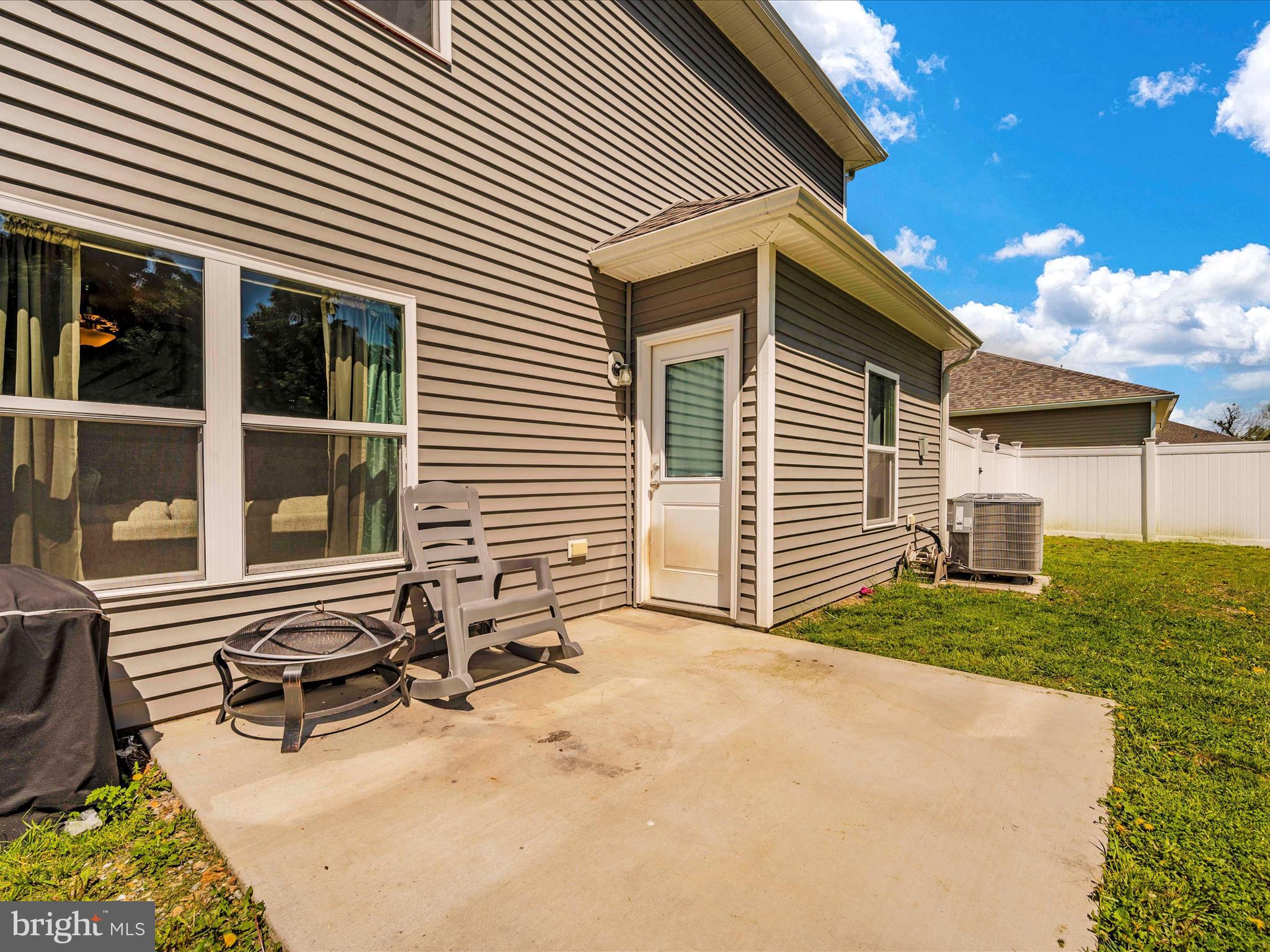 MCGINNIS POINT - Residential