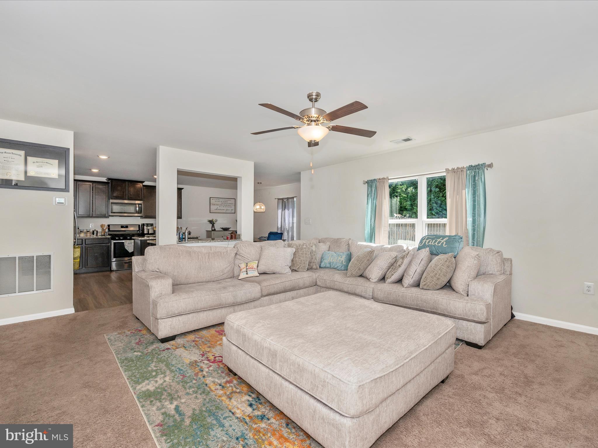 MCGINNIS POINT - Residential