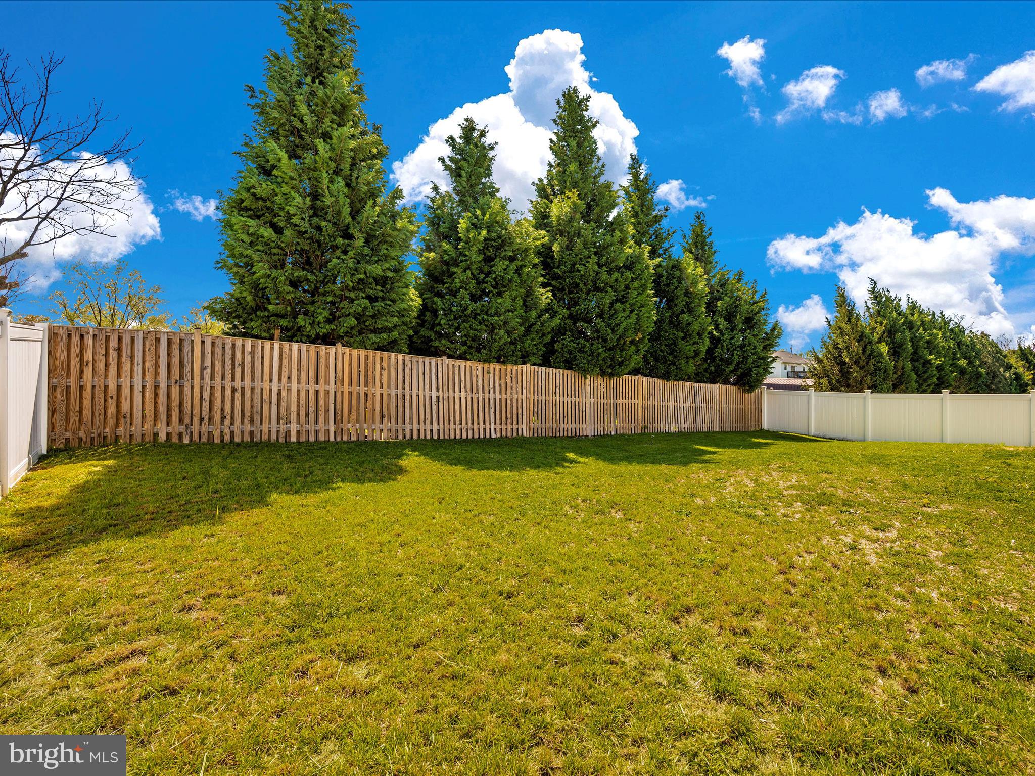 MCGINNIS POINT - Residential