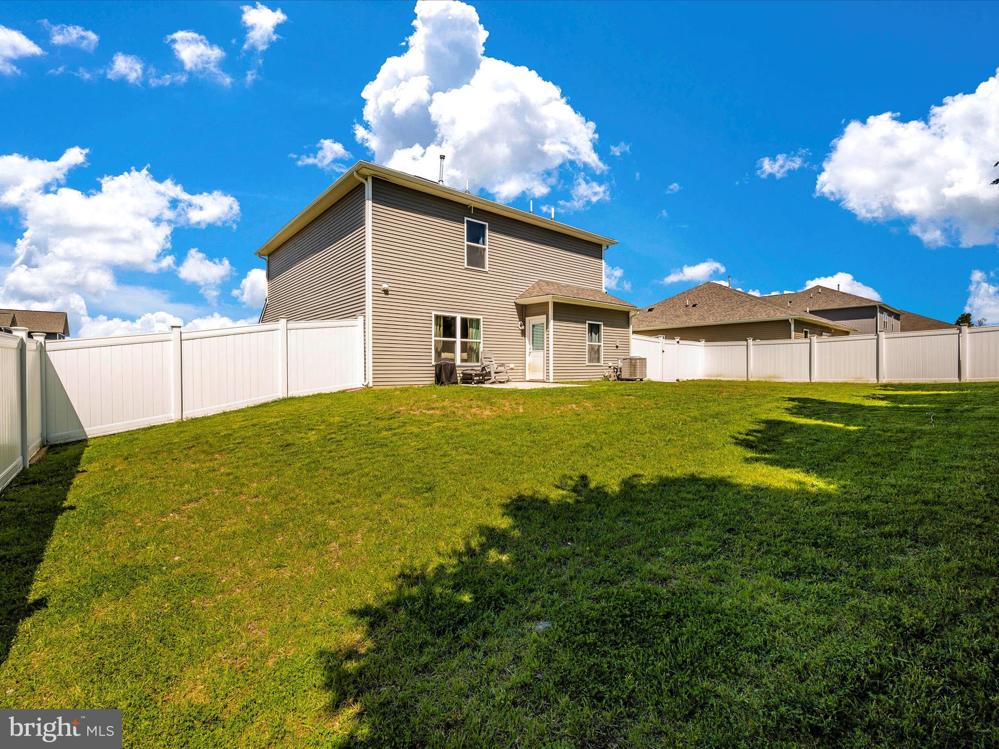 MCGINNIS POINT - Residential