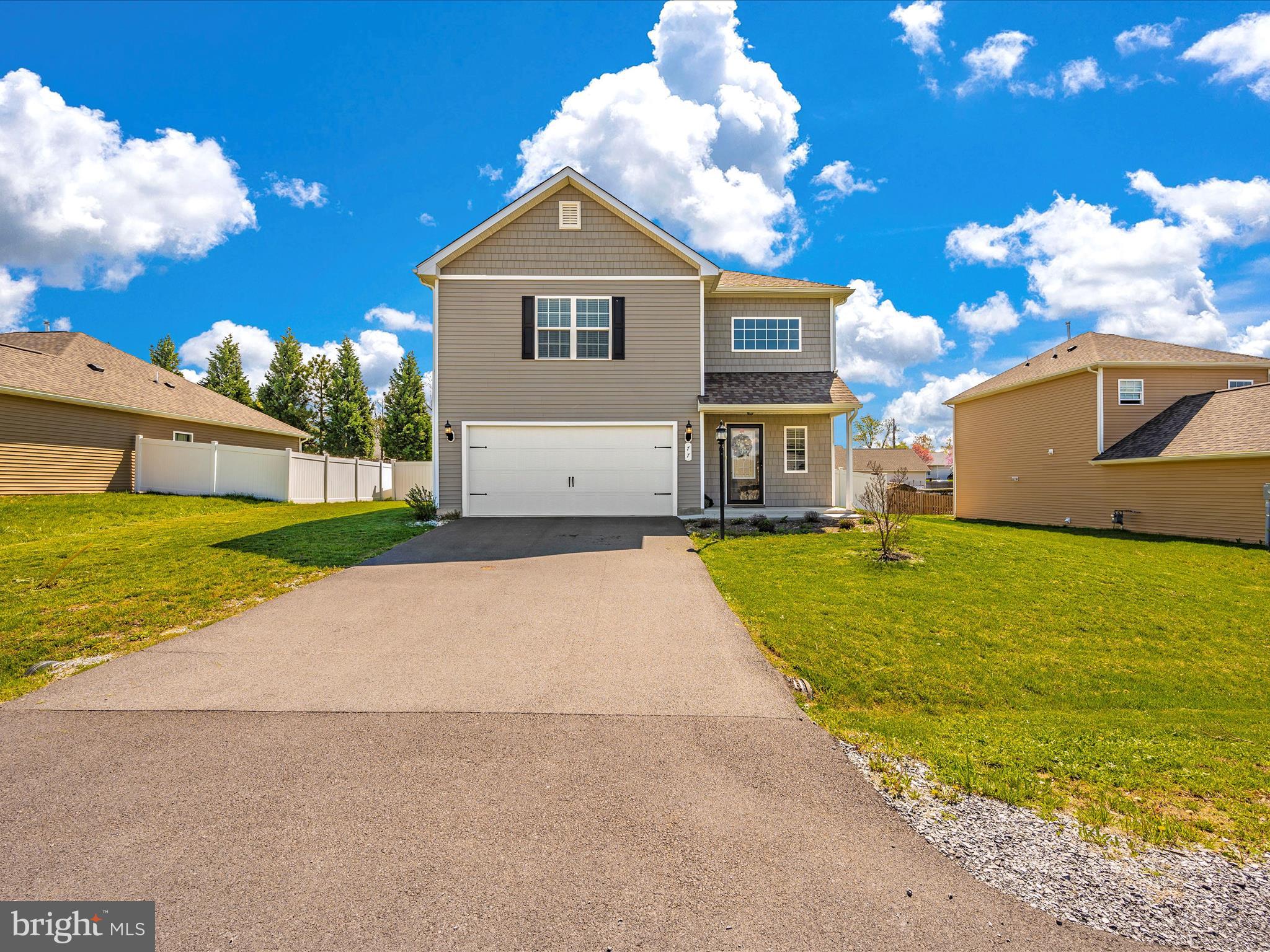 MCGINNIS POINT - Residential