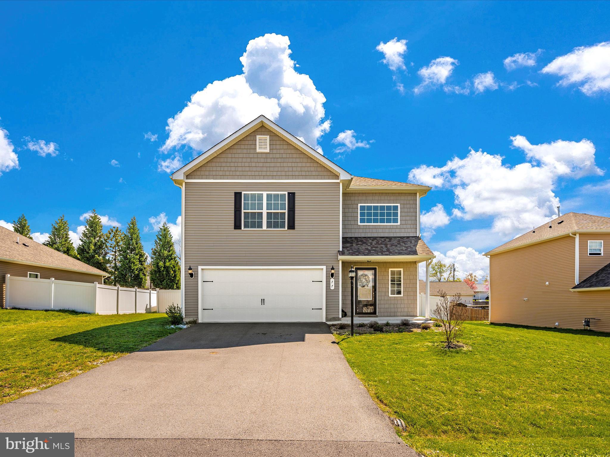 MCGINNIS POINT - Residential