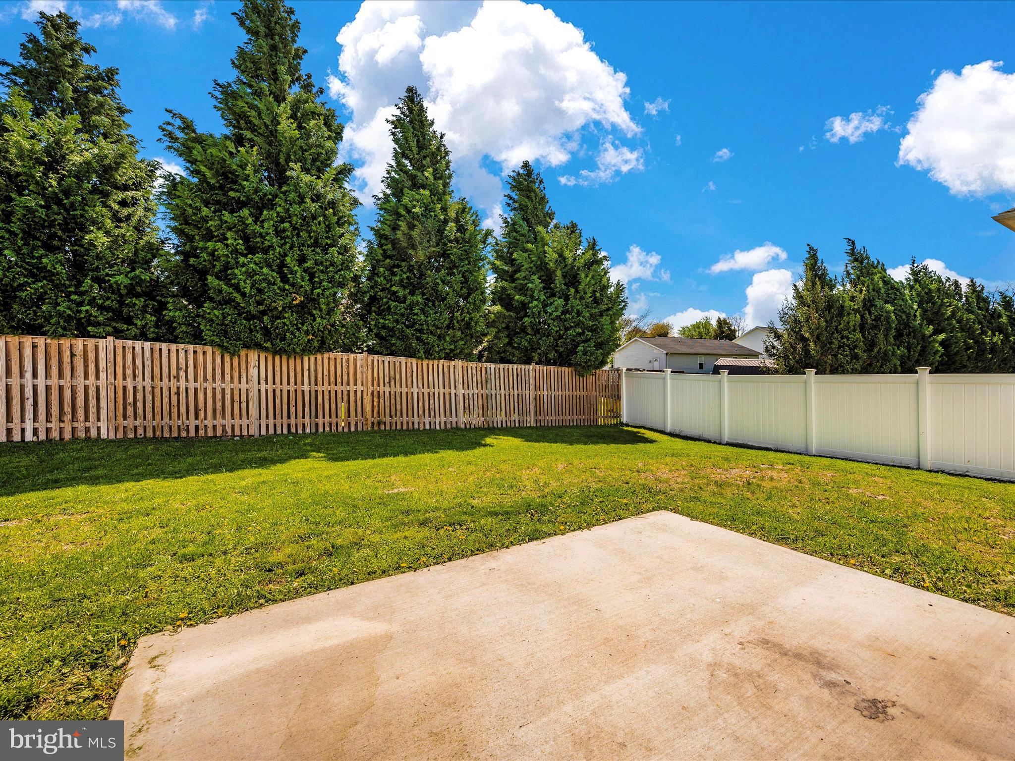 MCGINNIS POINT - Residential