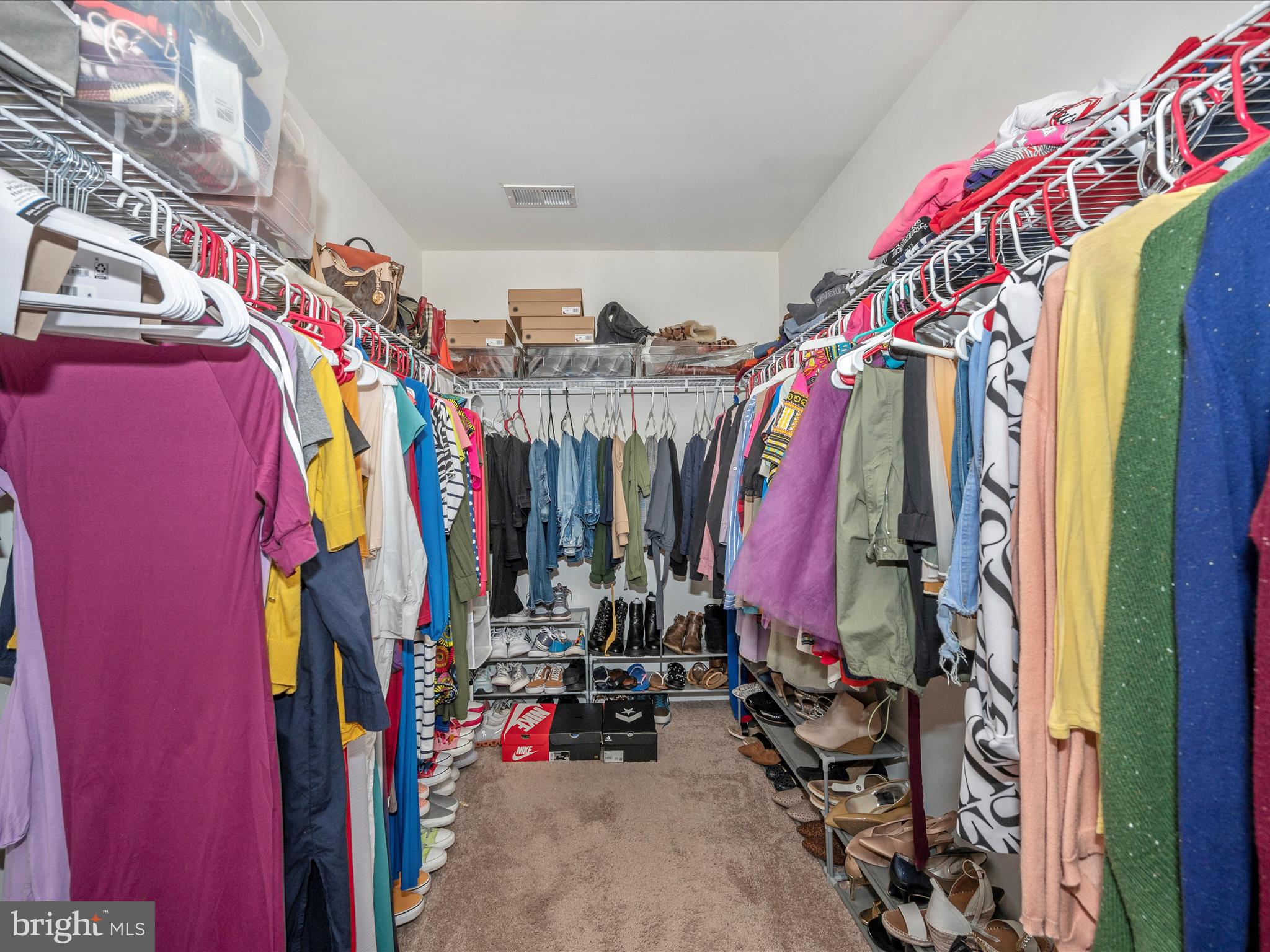 MCGINNIS POINT - Residential