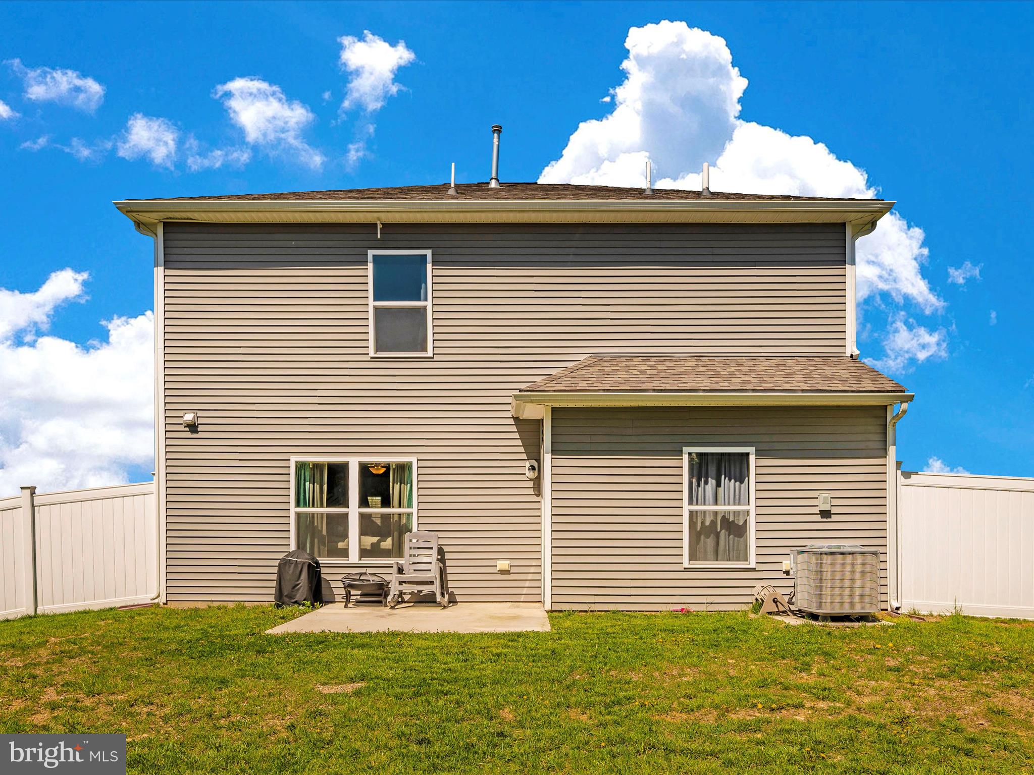 MCGINNIS POINT - Residential