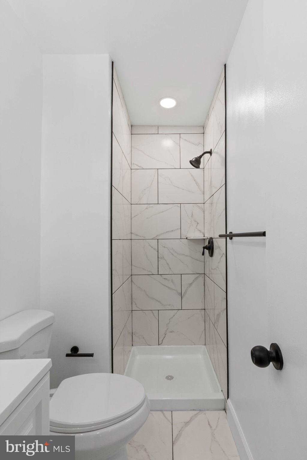 POINT OF WOODS - Residential