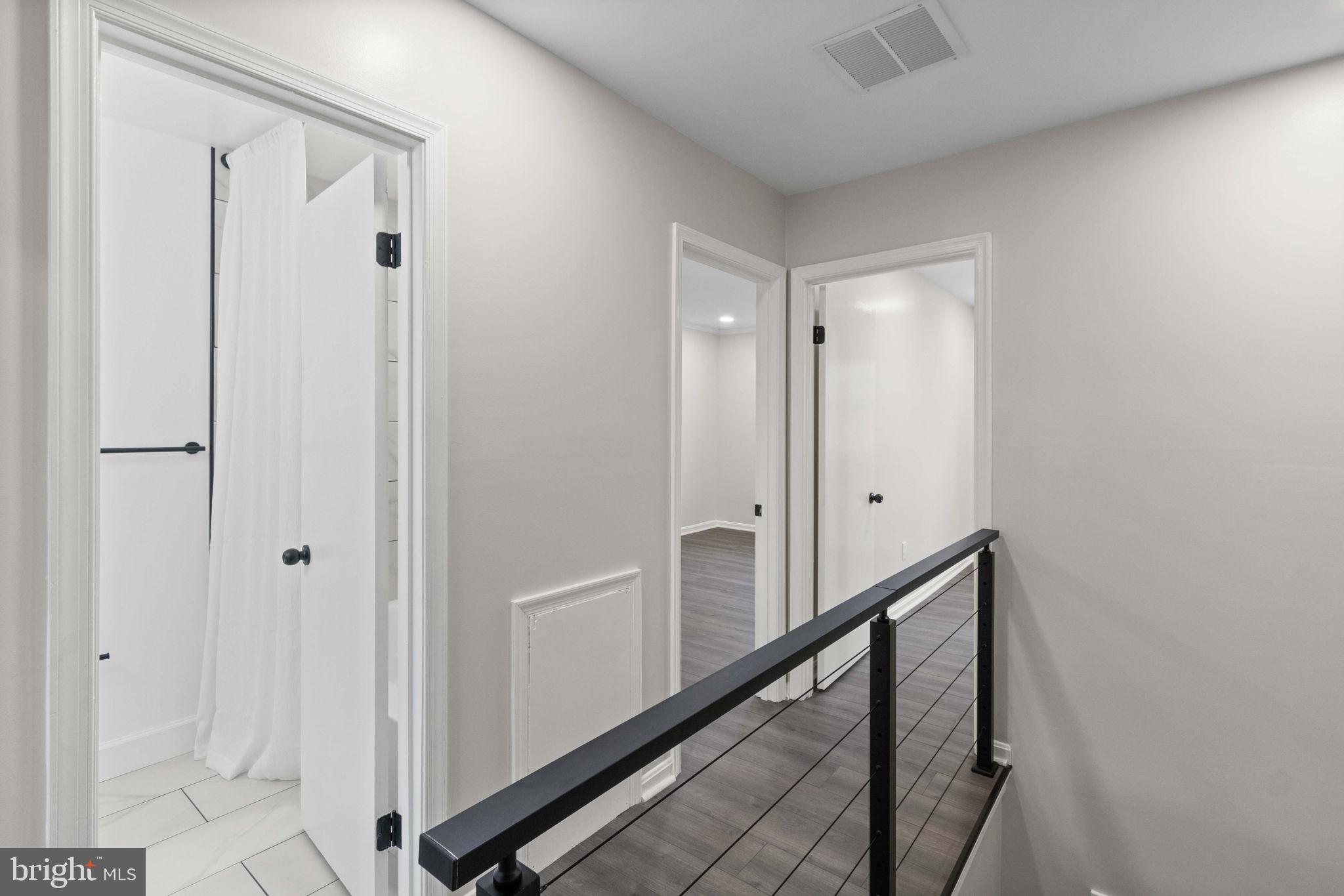 POINT OF WOODS - Residential