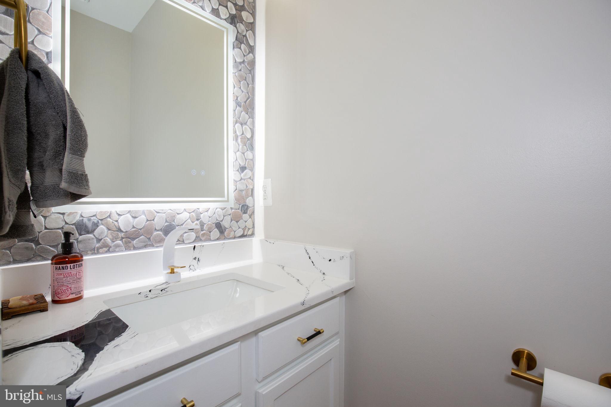 THE GLEN (SALEM FIELDS) - Residential