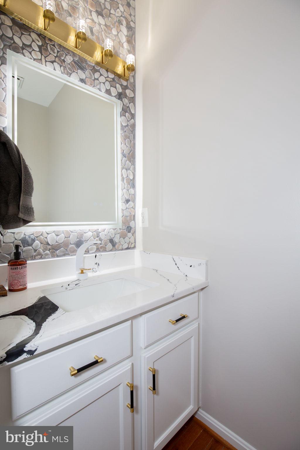 THE GLEN (SALEM FIELDS) - Residential