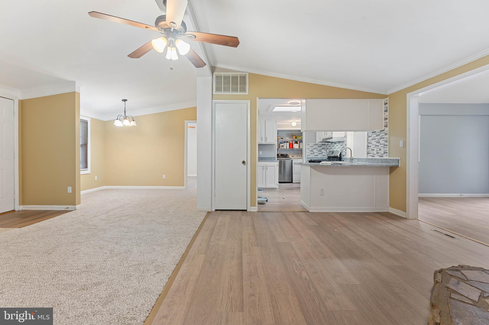 LAKE WILDERNESS - Residential