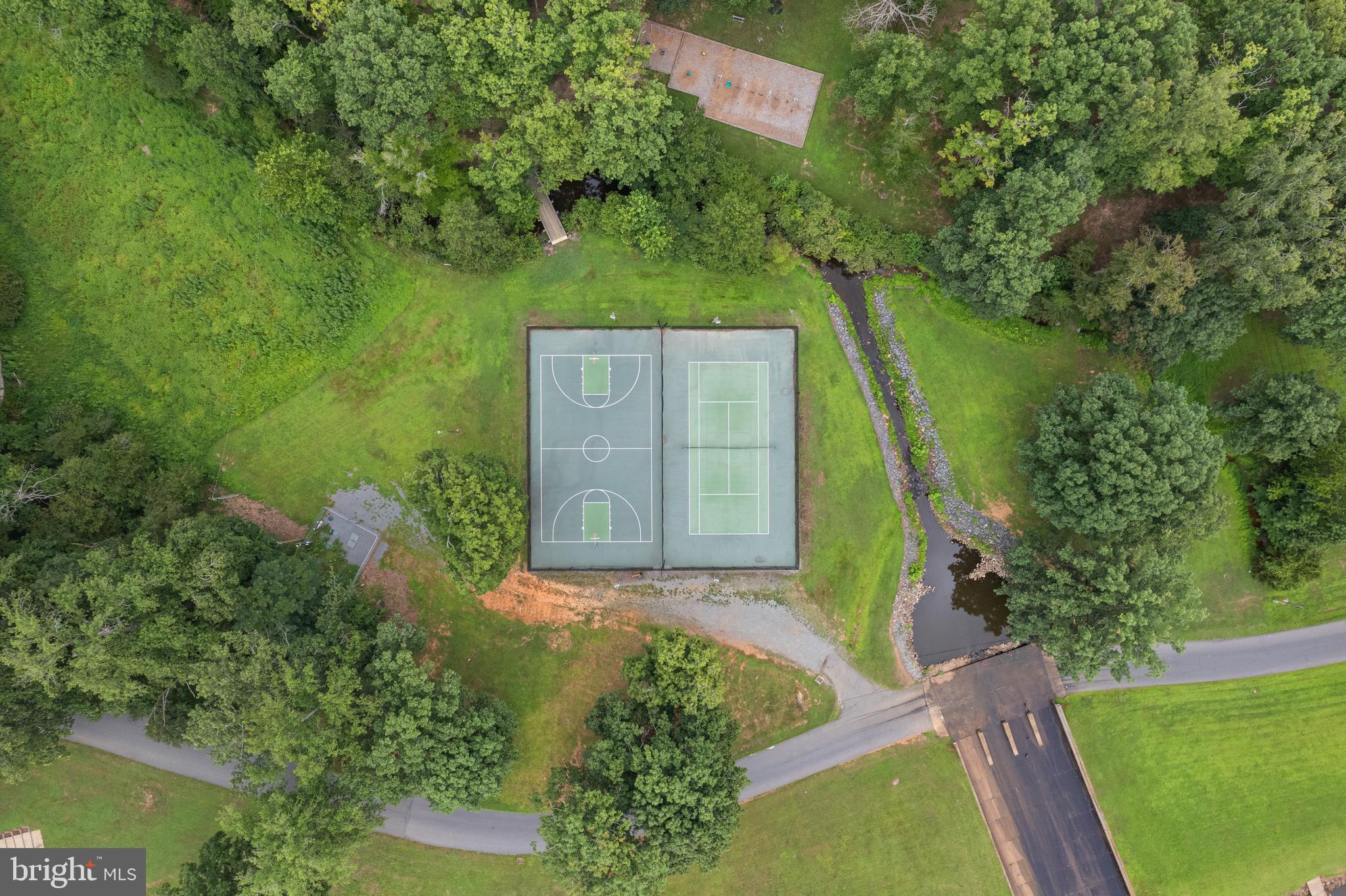 LAKE WILDERNESS - Residential