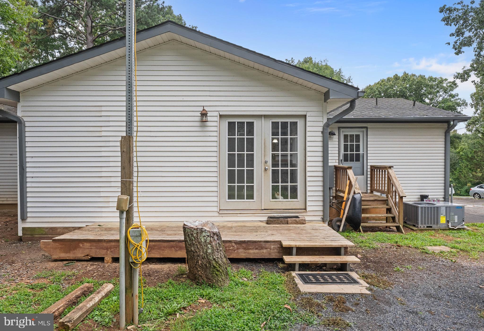 LAKE WILDERNESS - Residential