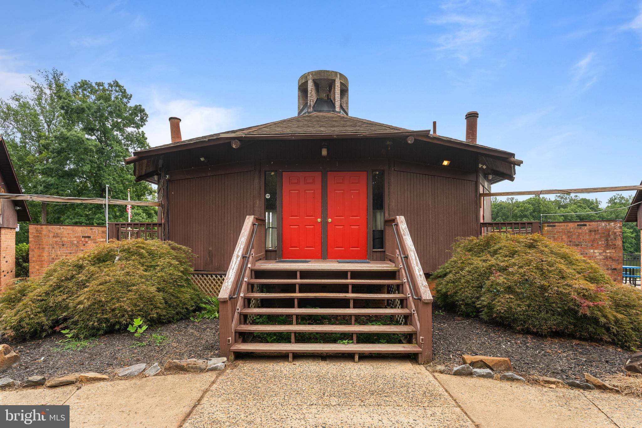 LAKE WILDERNESS - Residential