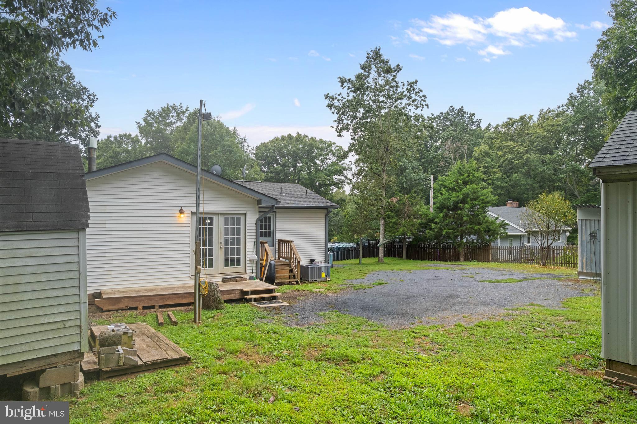 LAKE WILDERNESS - Residential