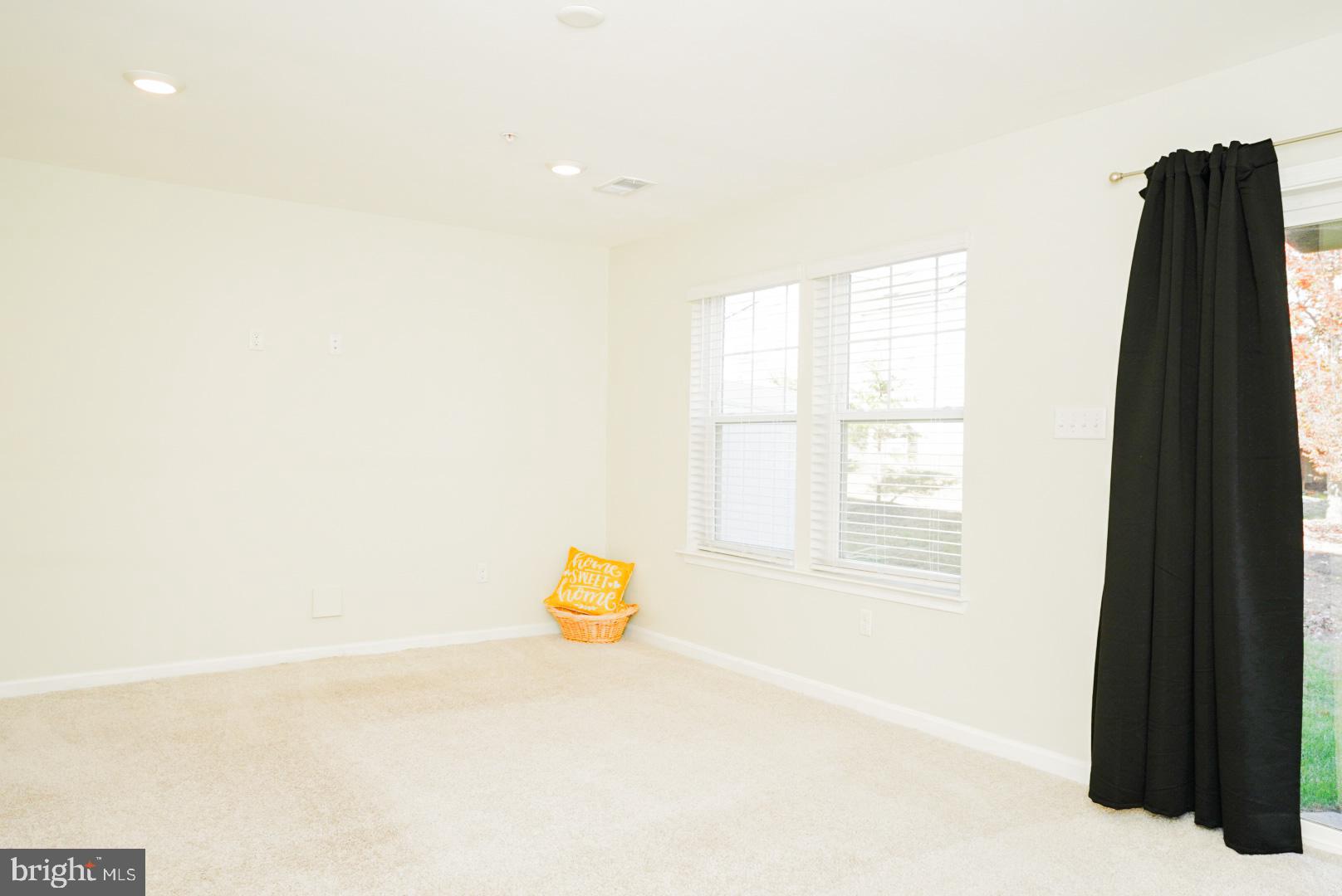 WOODMORE OVERLOOK - Residential