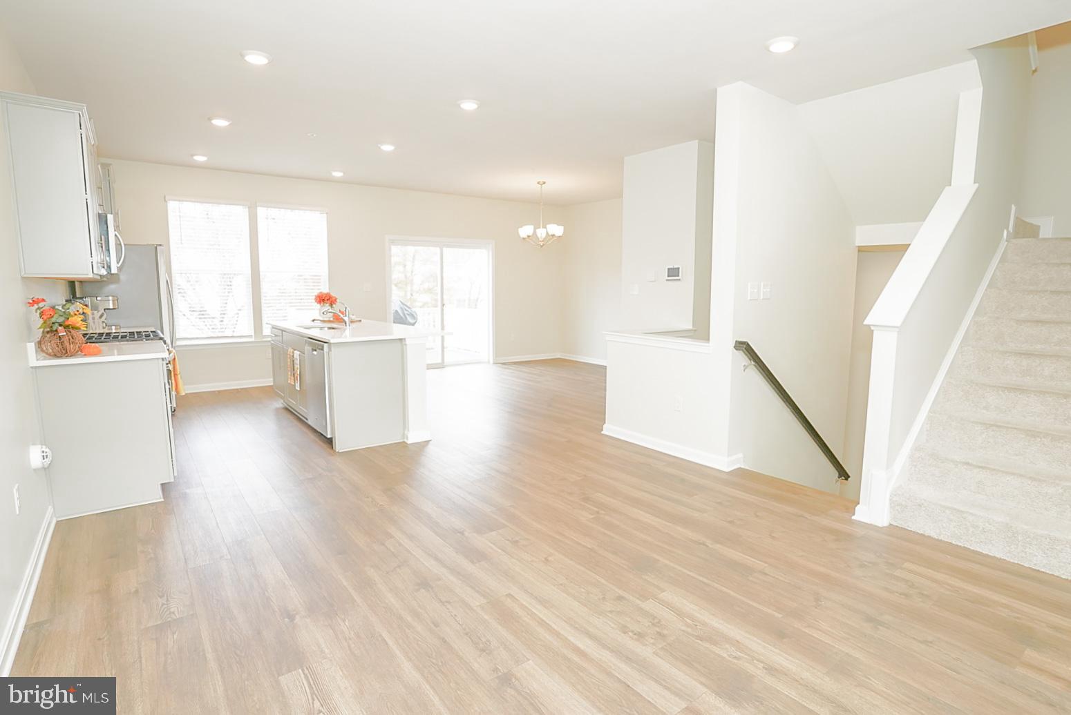 WOODMORE OVERLOOK - Residential