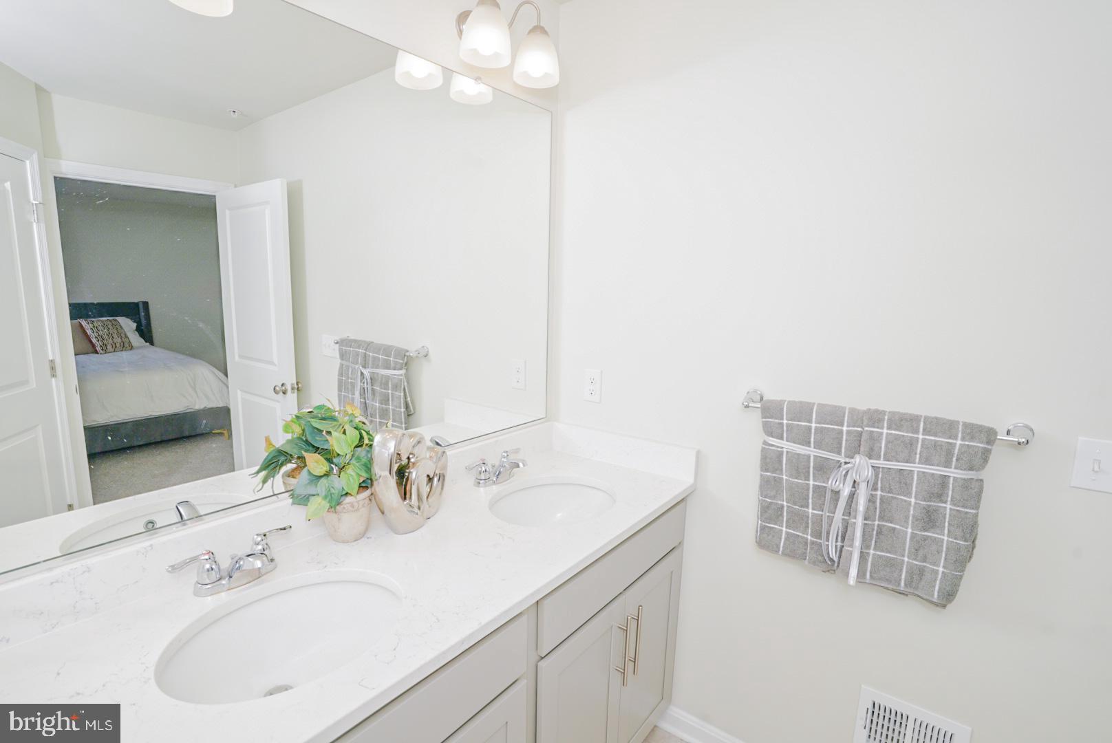 WOODMORE OVERLOOK - Residential