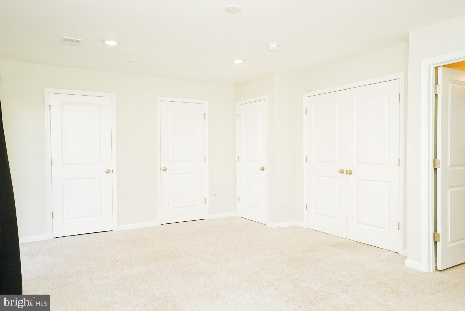 WOODMORE OVERLOOK - Residential