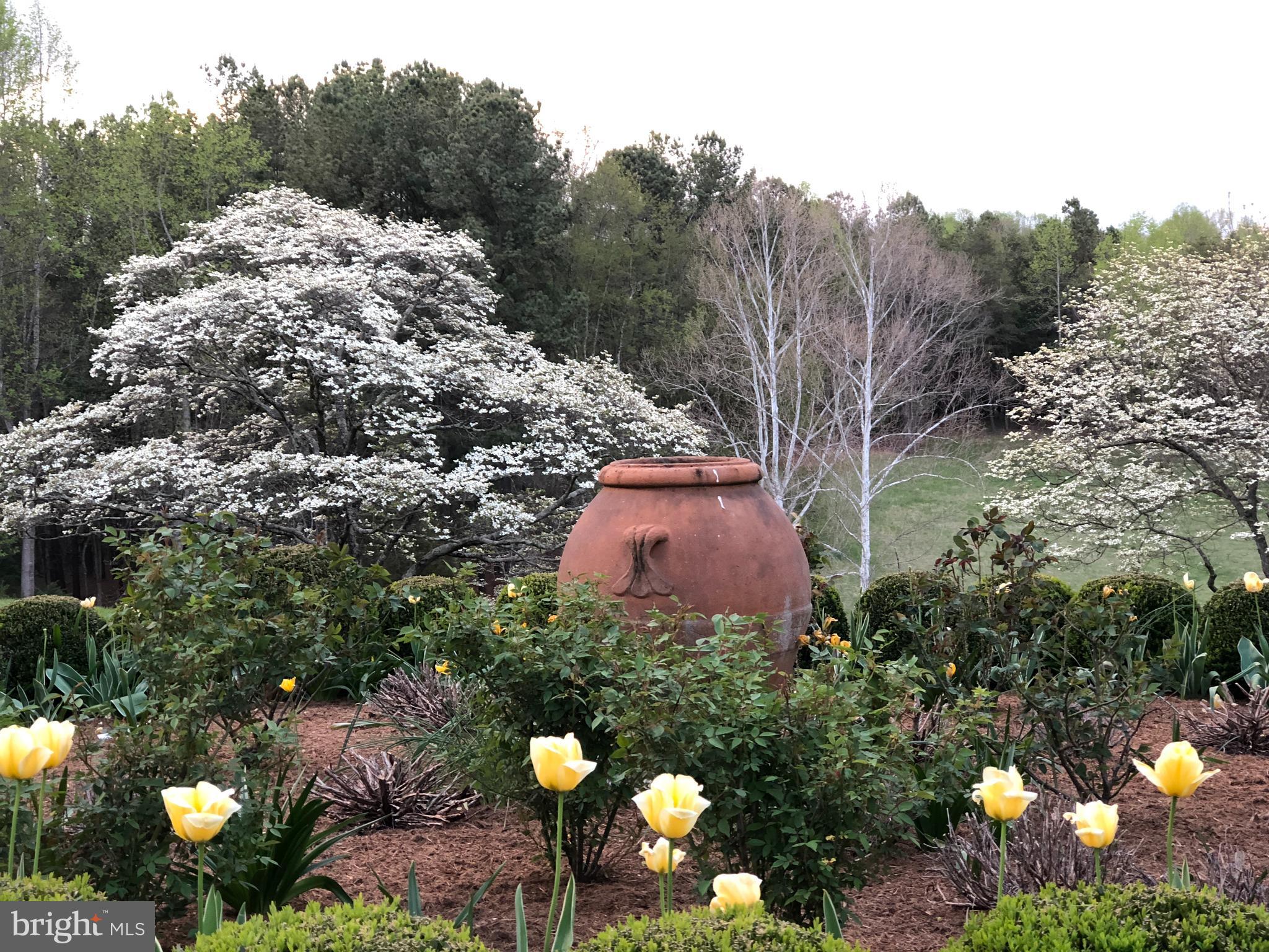 BOSTON AREA - Residential