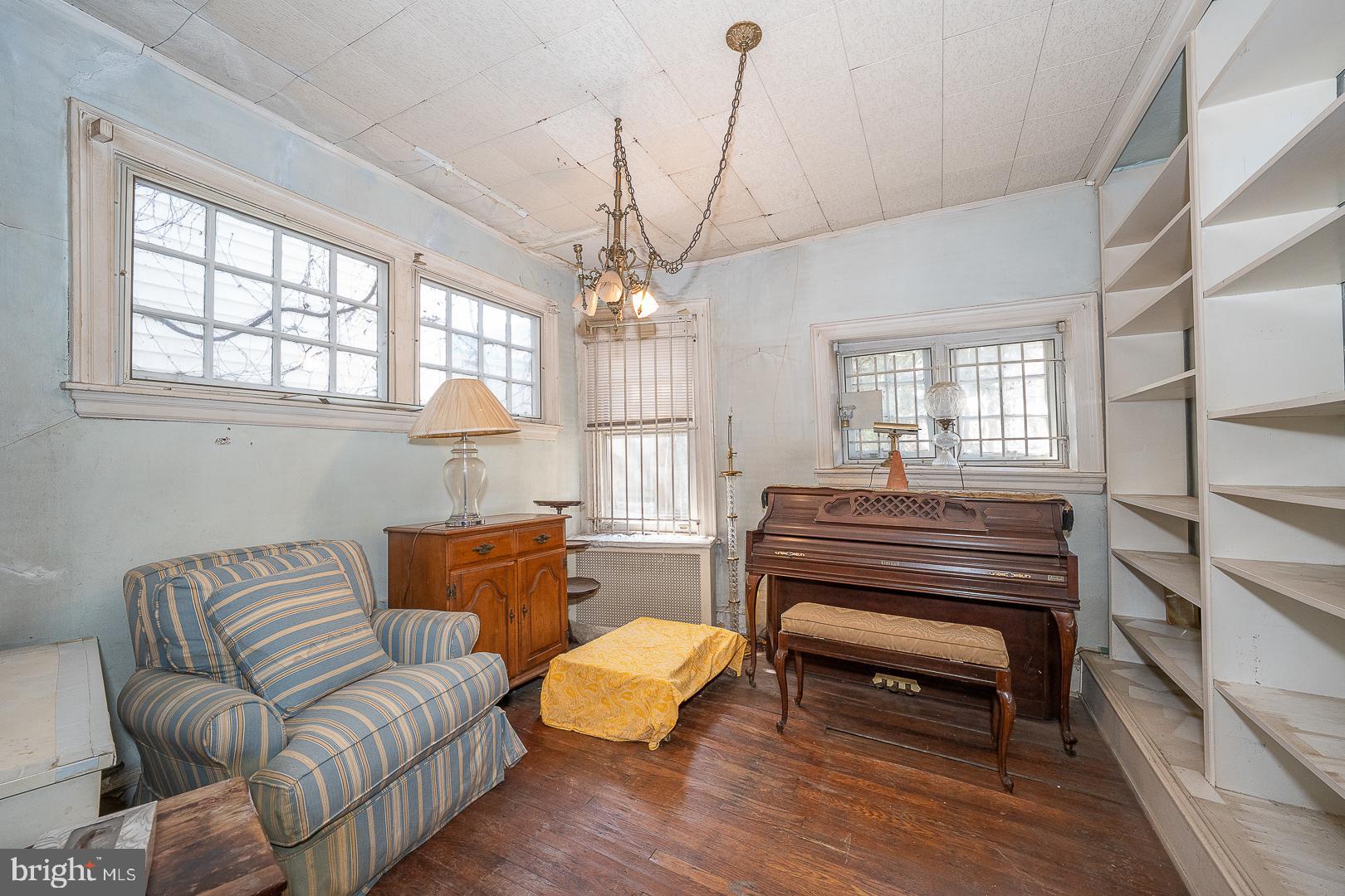 GERMANTOWN (WEST) - Residential