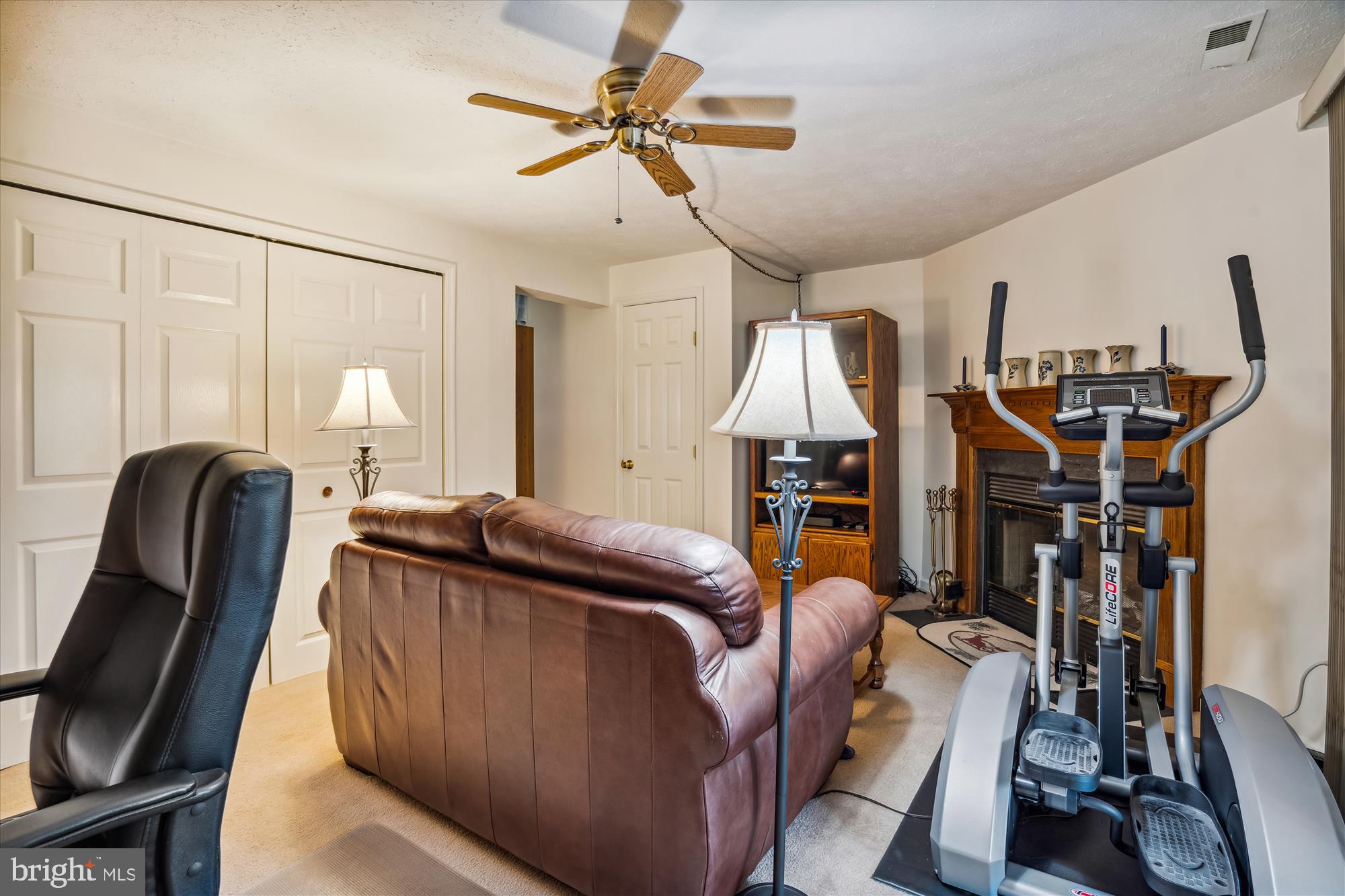 KINGS WOODS - Residential