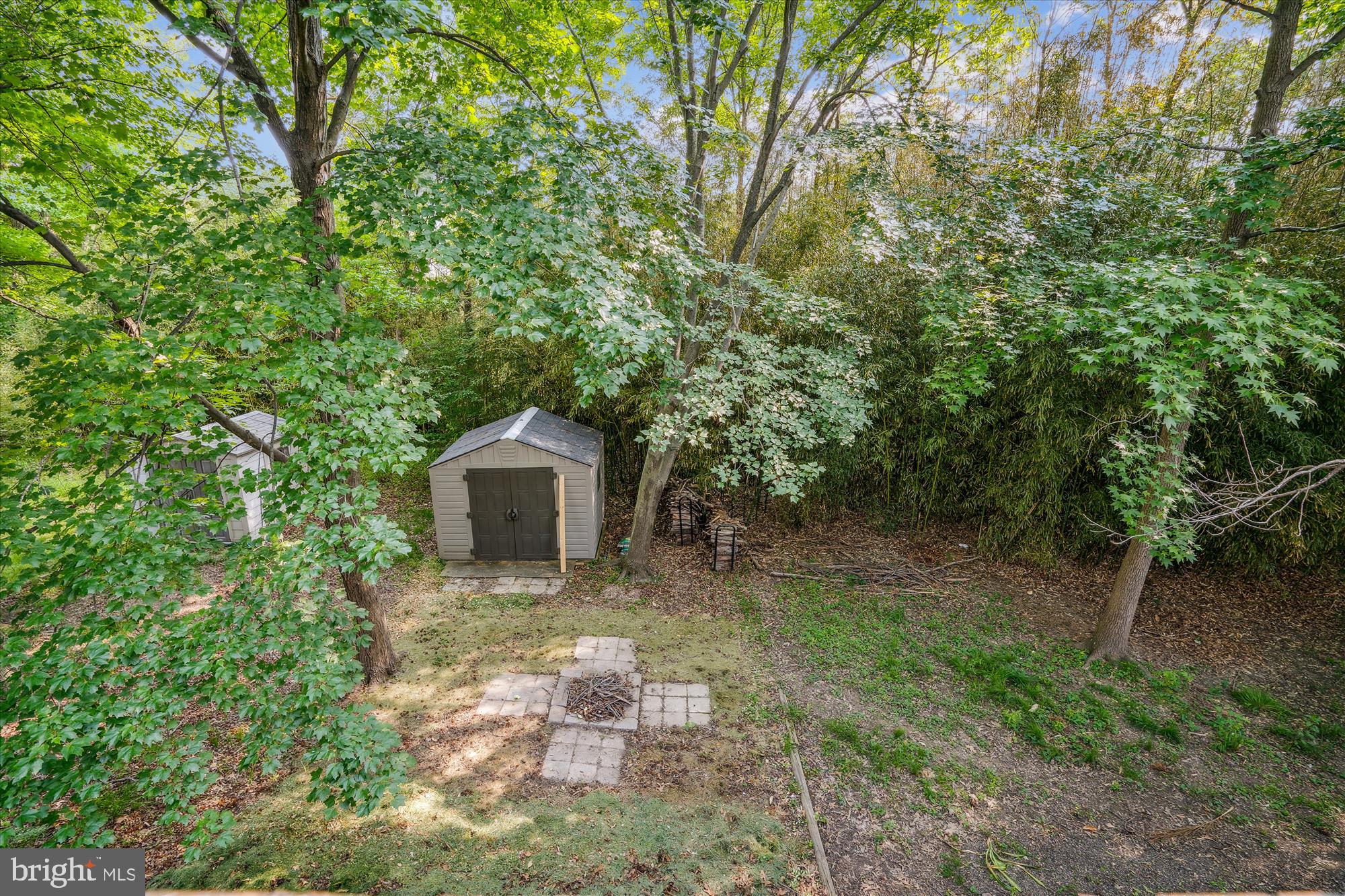 KINGS WOODS - Residential