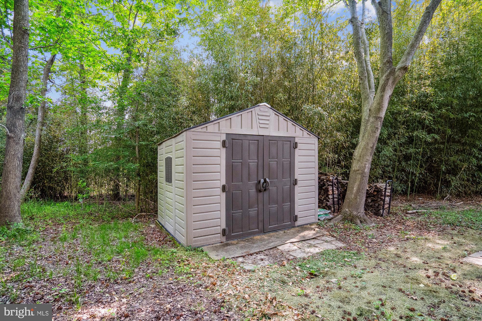 KINGS WOODS - Residential