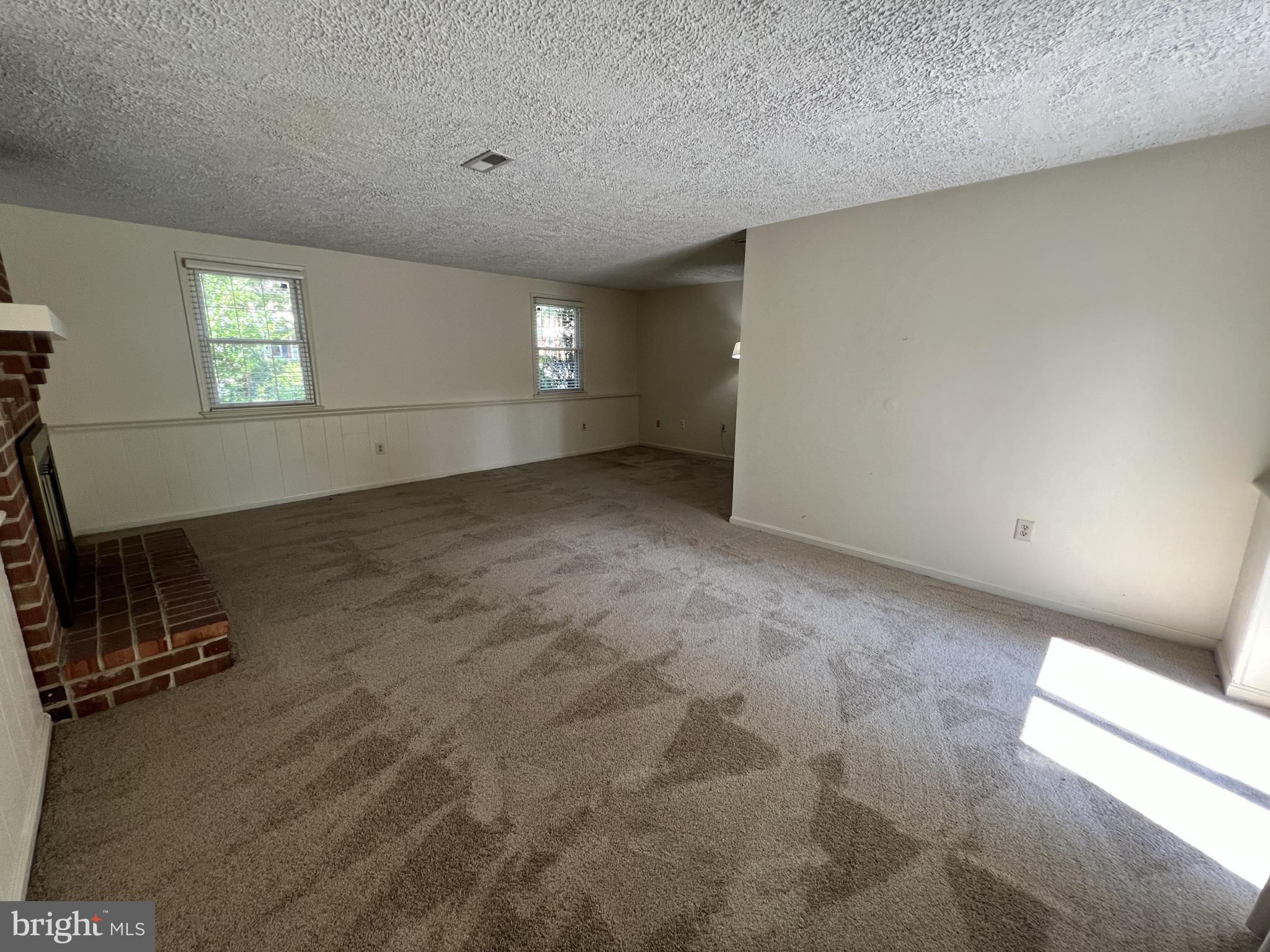 GAITHERSBURG - Residential Lease