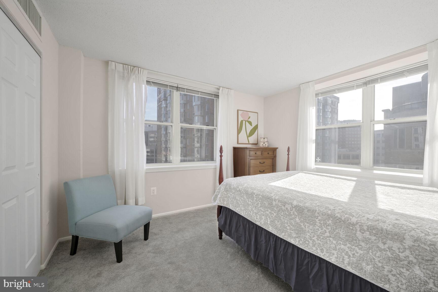 THE JEFFERSON - SUNRISE SENIOR LIVING - Residential Lease