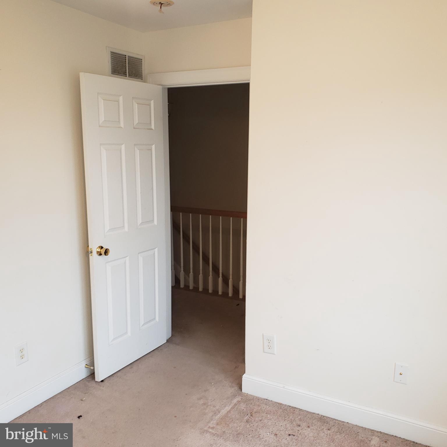 ROLAND TERRACE - Residential