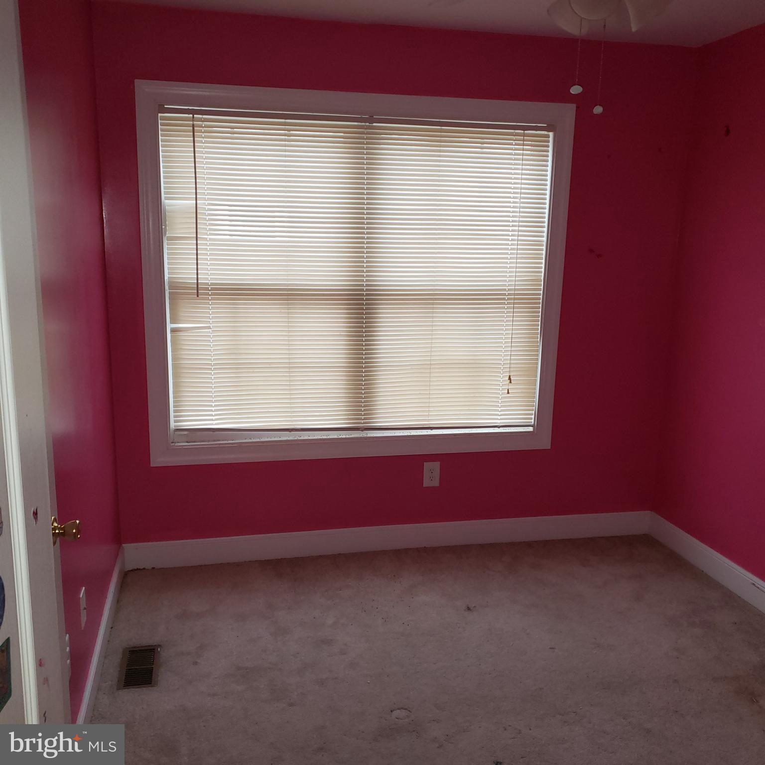 ROLAND TERRACE - Residential